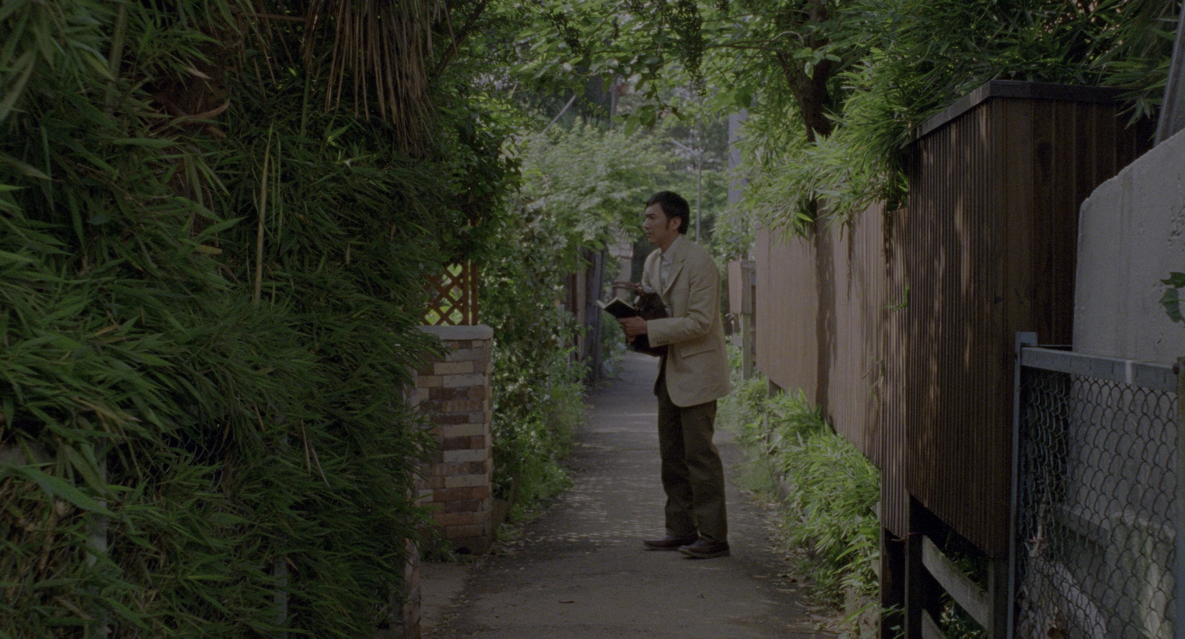 Ju-on (2002), wide, 1.85:1 — film still