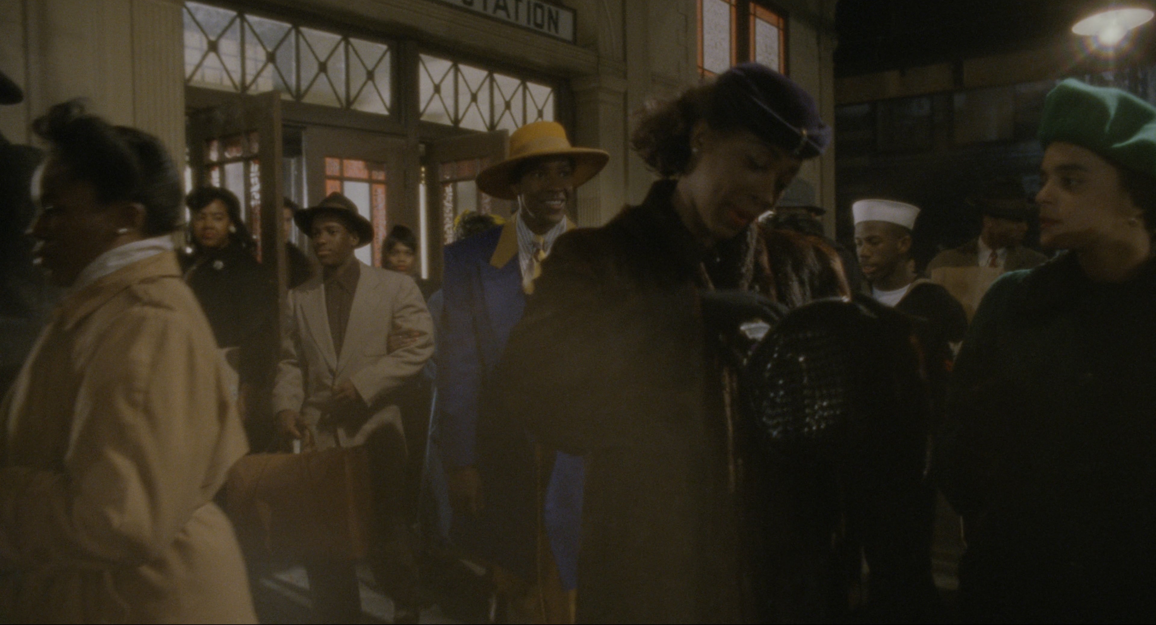 Malcolm (1992), wide, 1.85:1 — film still