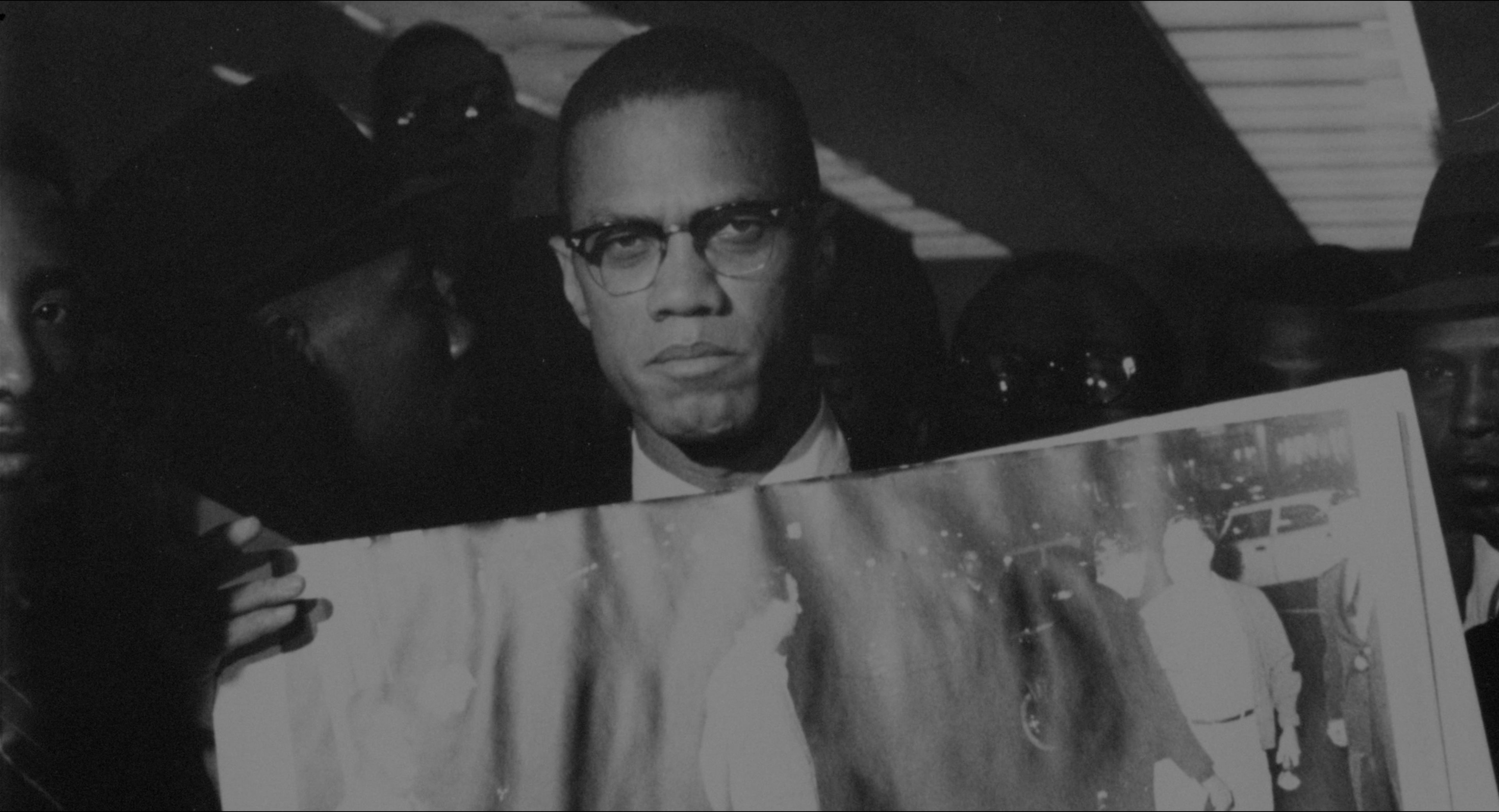 Malcolm (1992), medium, 1.85:1 — film still