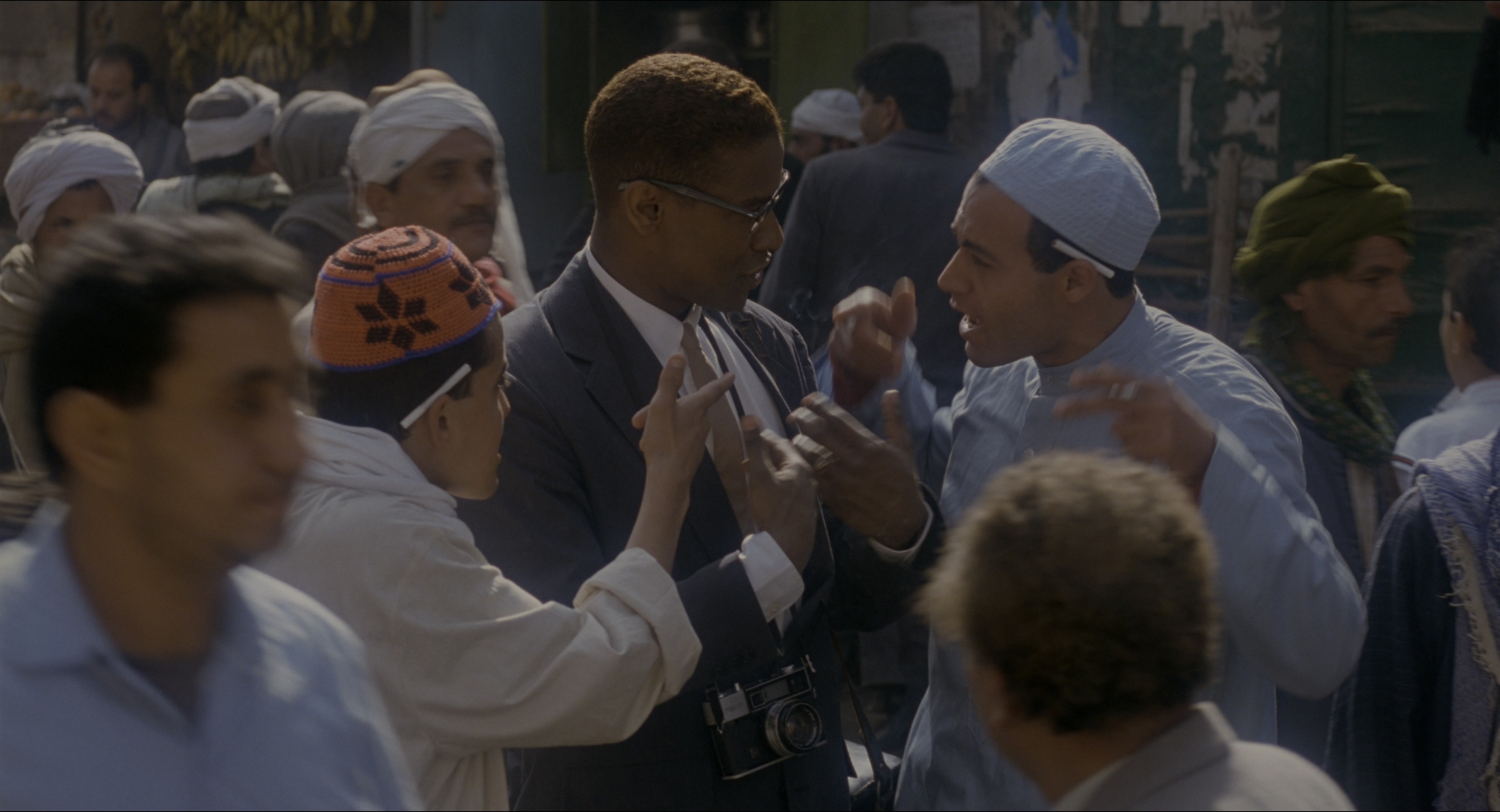 Malcolm (1992), wide, 1.85:1 — film still