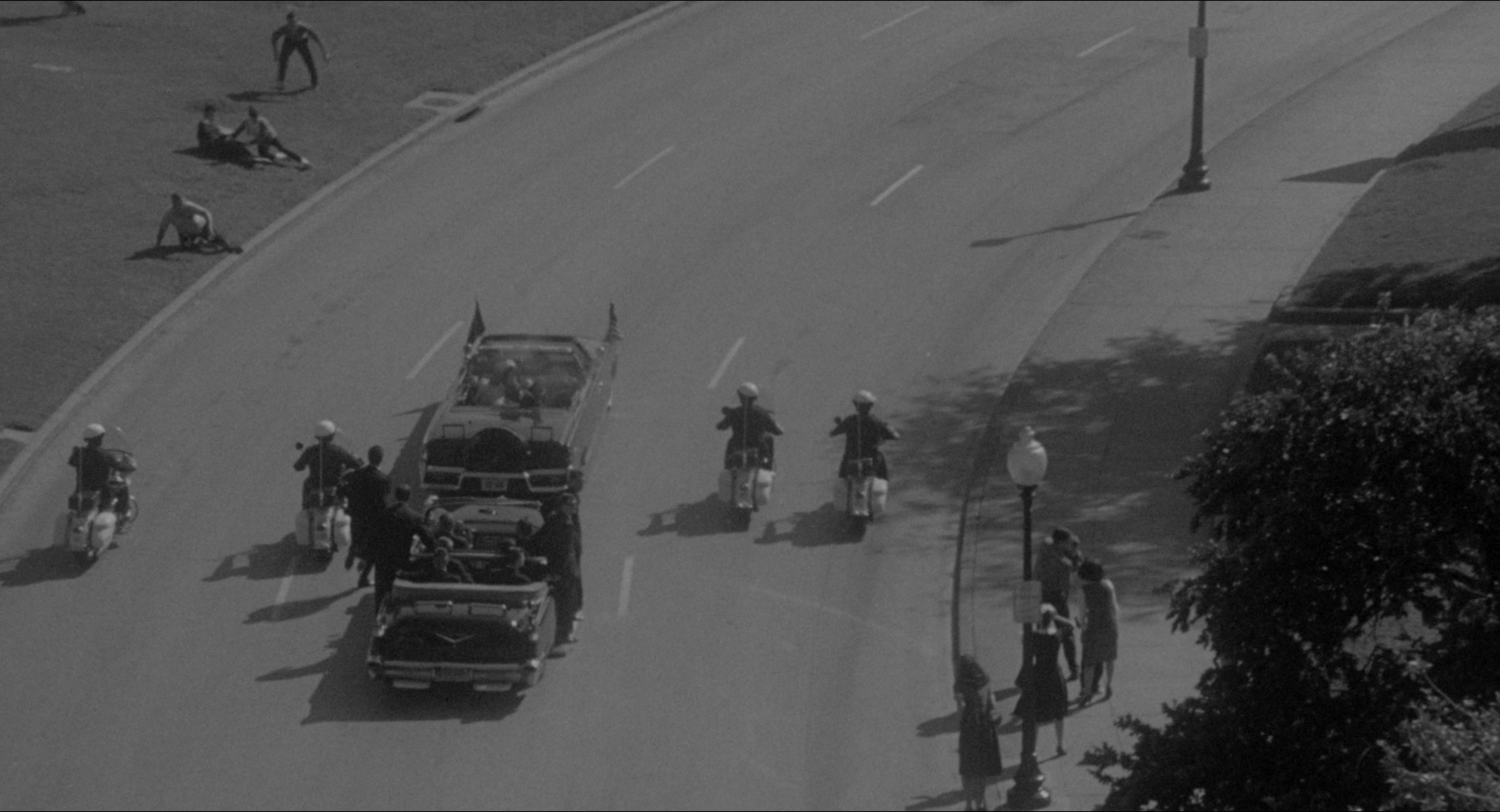 Malcolm (1992), wide, 1.85:1 — film still