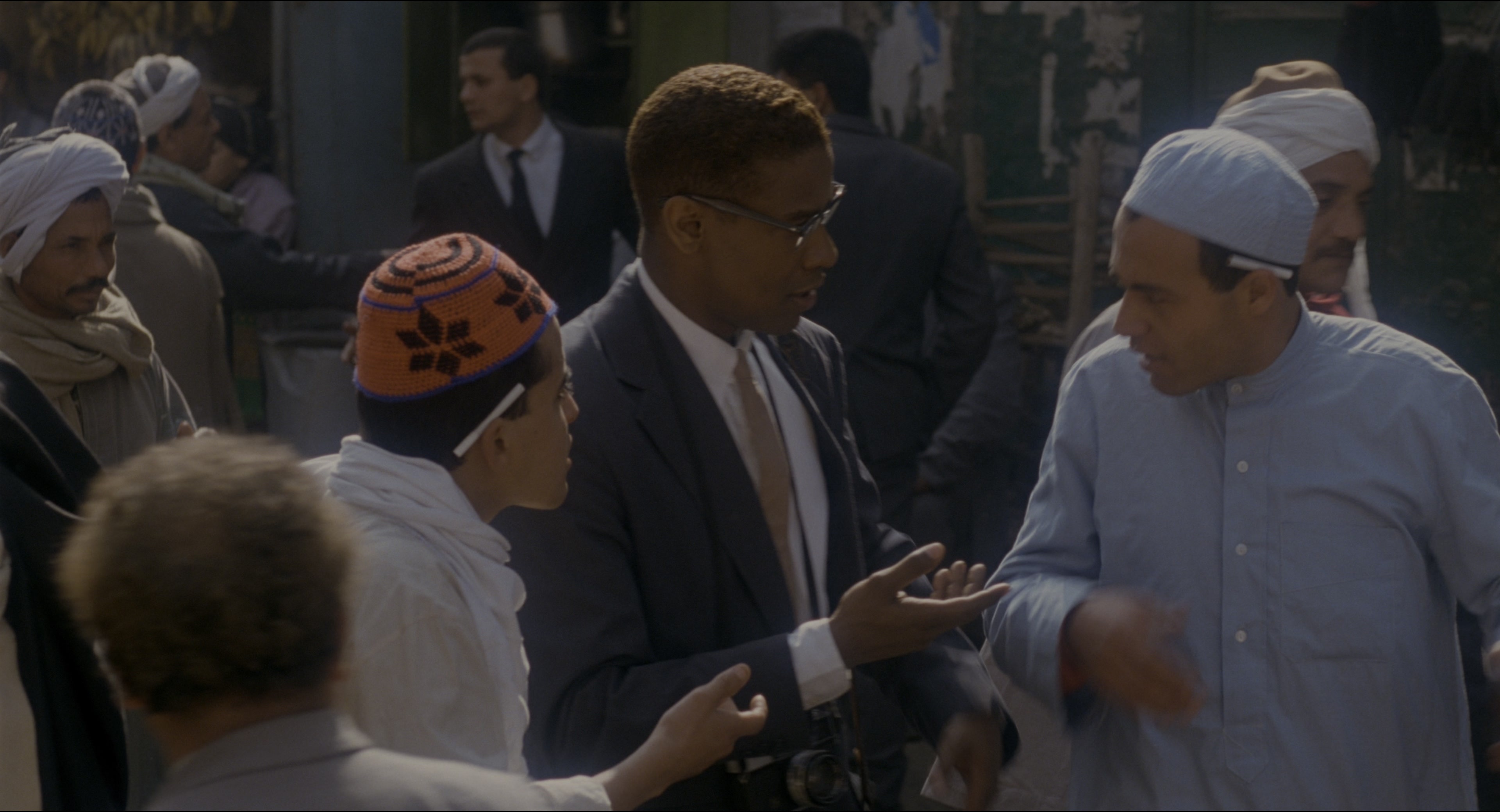 Malcolm (1992), wide, 1.85:1 — film still