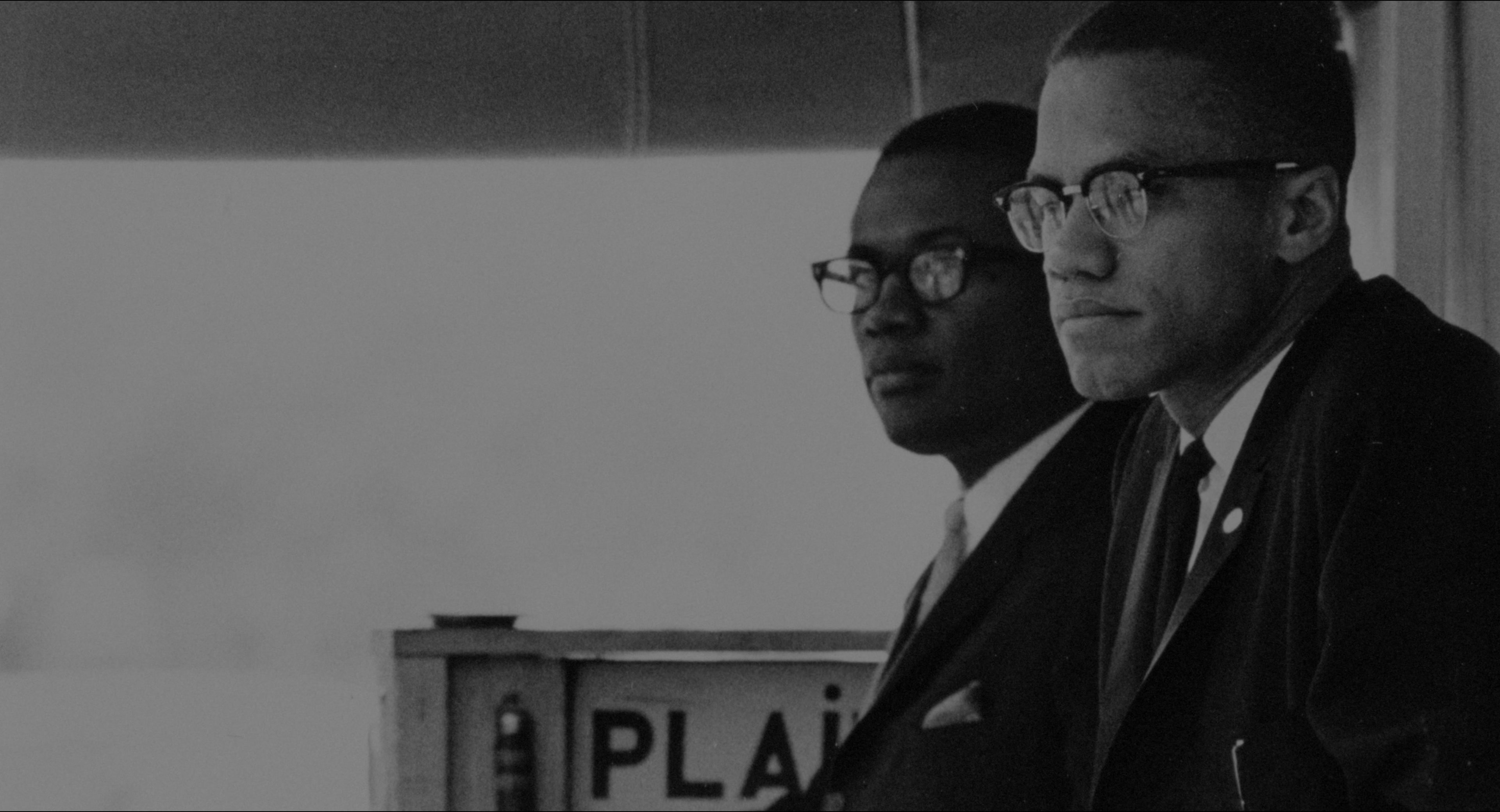 Malcolm (1992), wide, 1.85:1 — film still