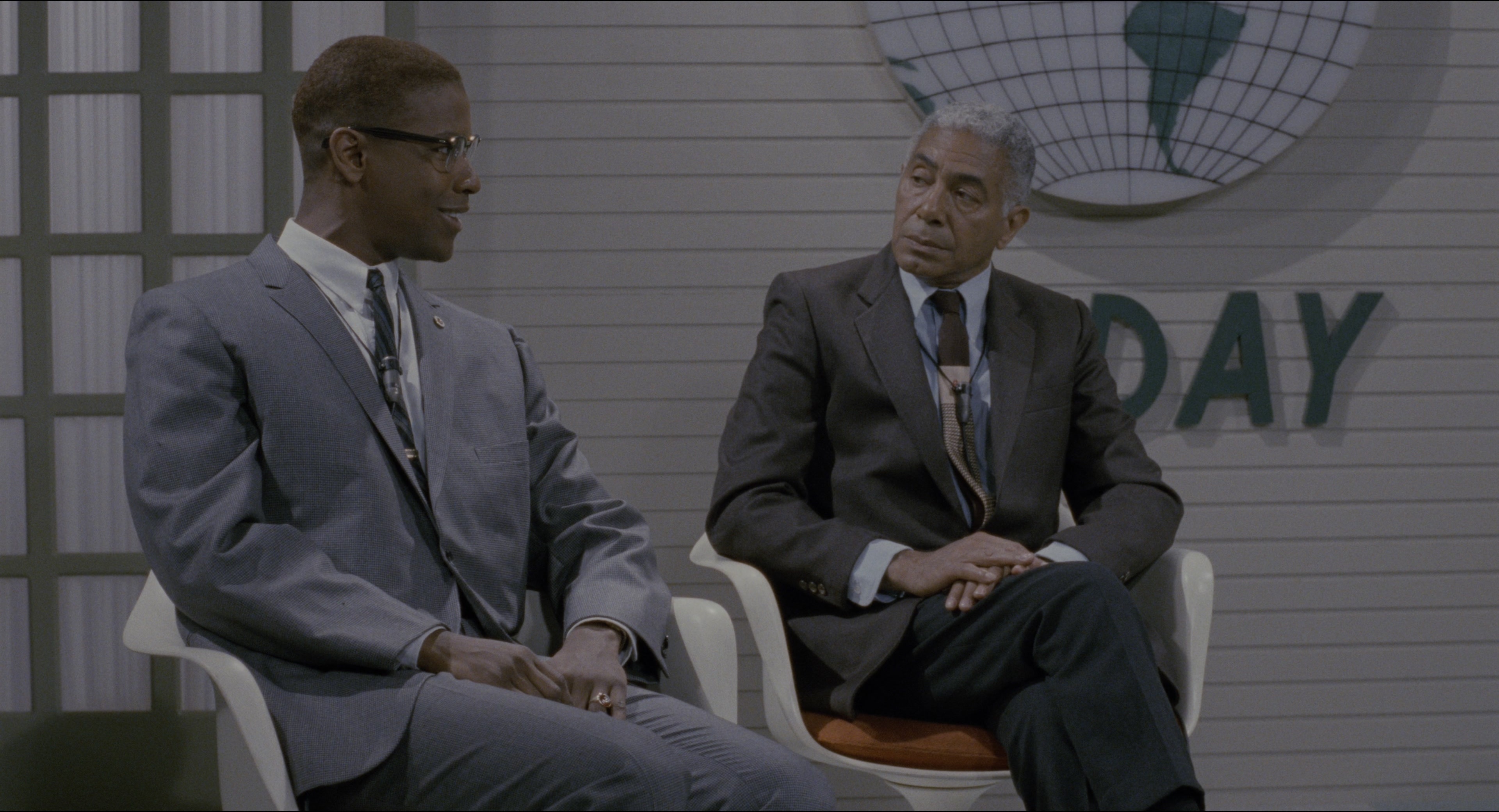 Malcolm (1992), wide, 1.85:1 — film still