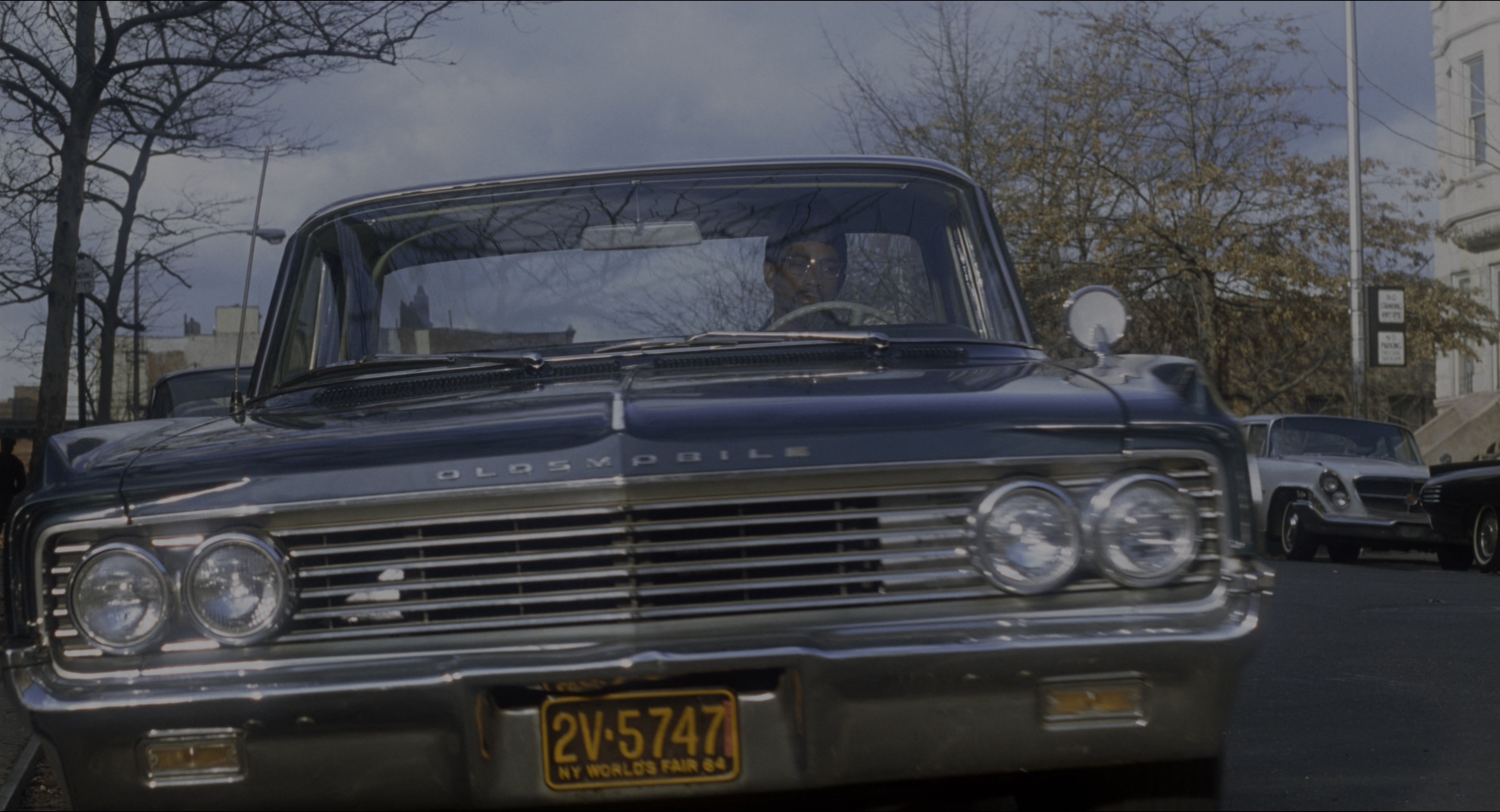 Malcolm (1992), wide, 1.85:1 — film still