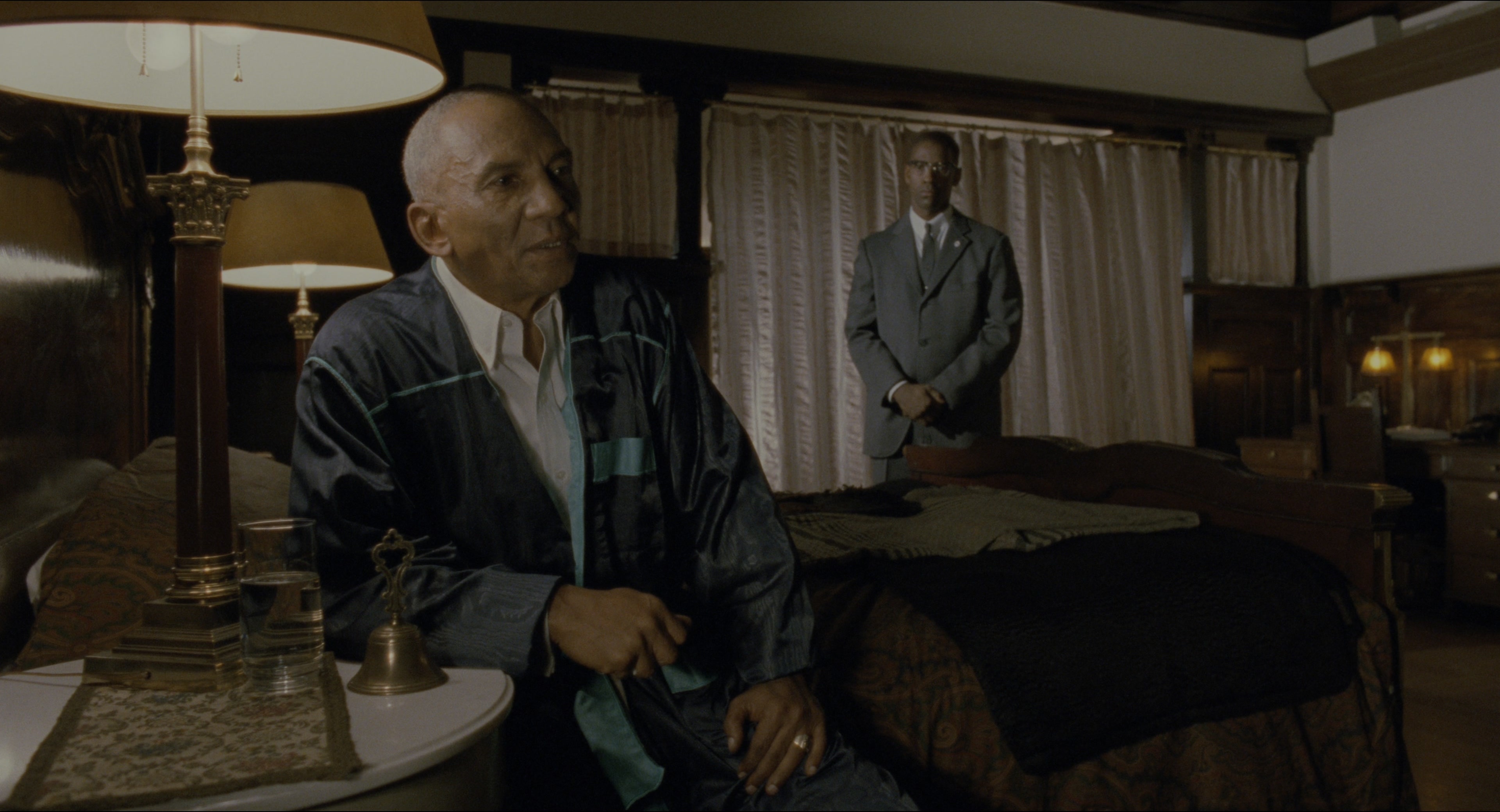 Malcolm (1992), wide, 1.85:1 — film still