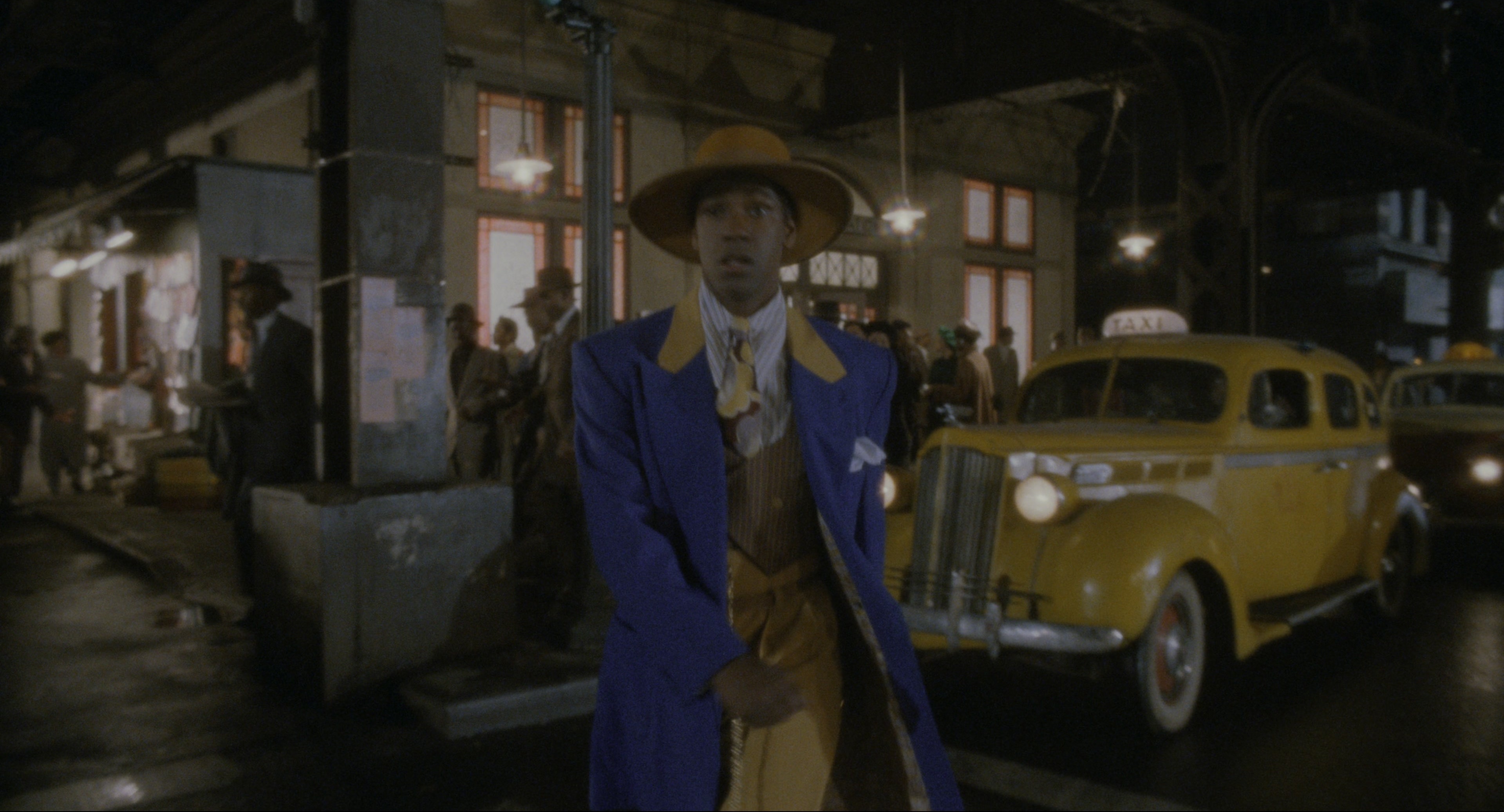 Malcolm (1992), wide, 1.85:1 — film still