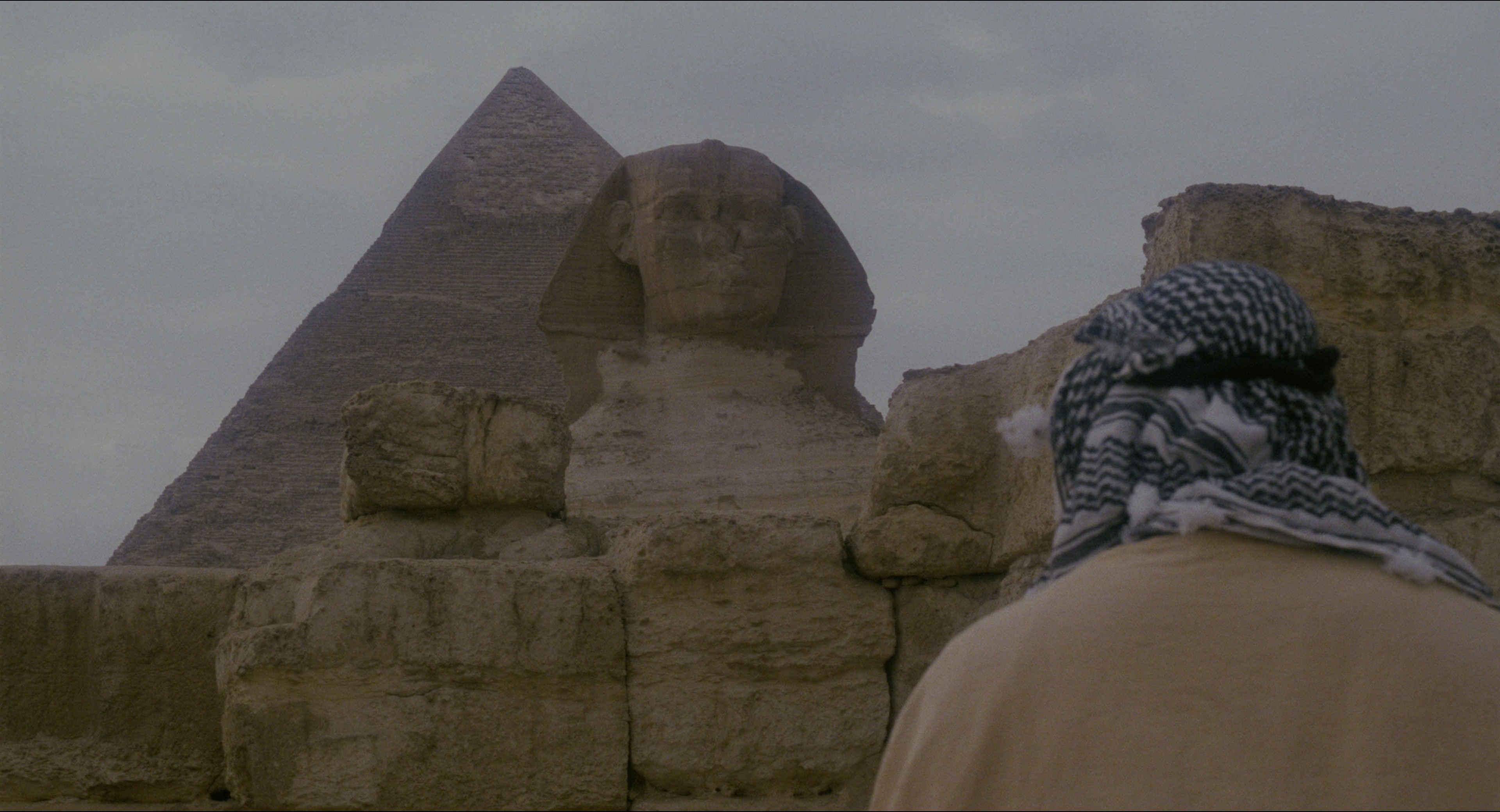 Malcolm (1992), wide, 1.85:1 — film still