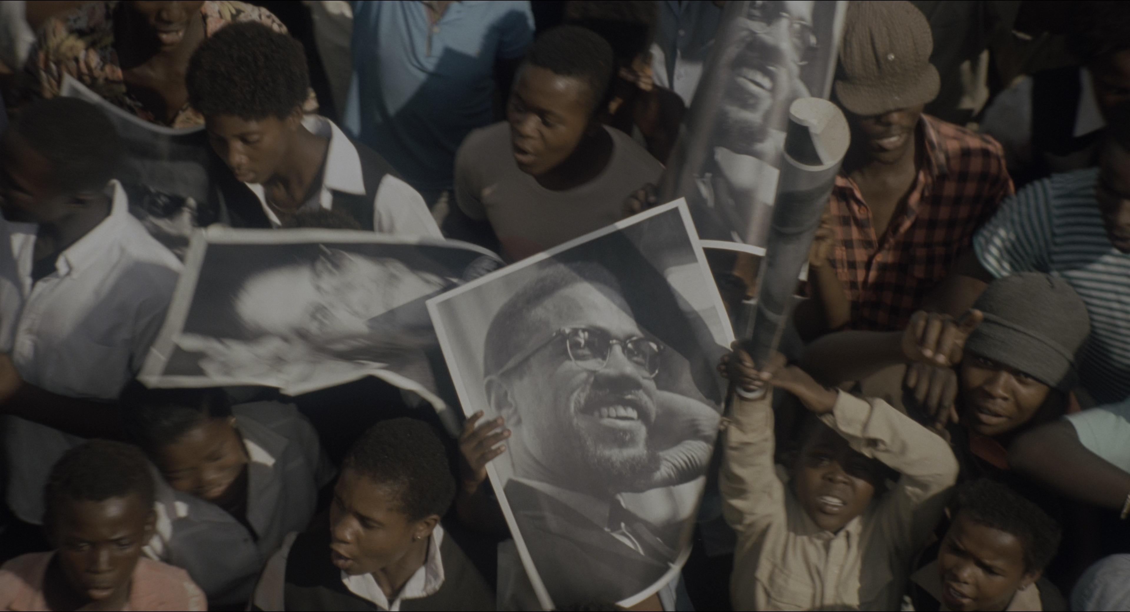 Malcolm (1992), wide, 1.85:1 — film still