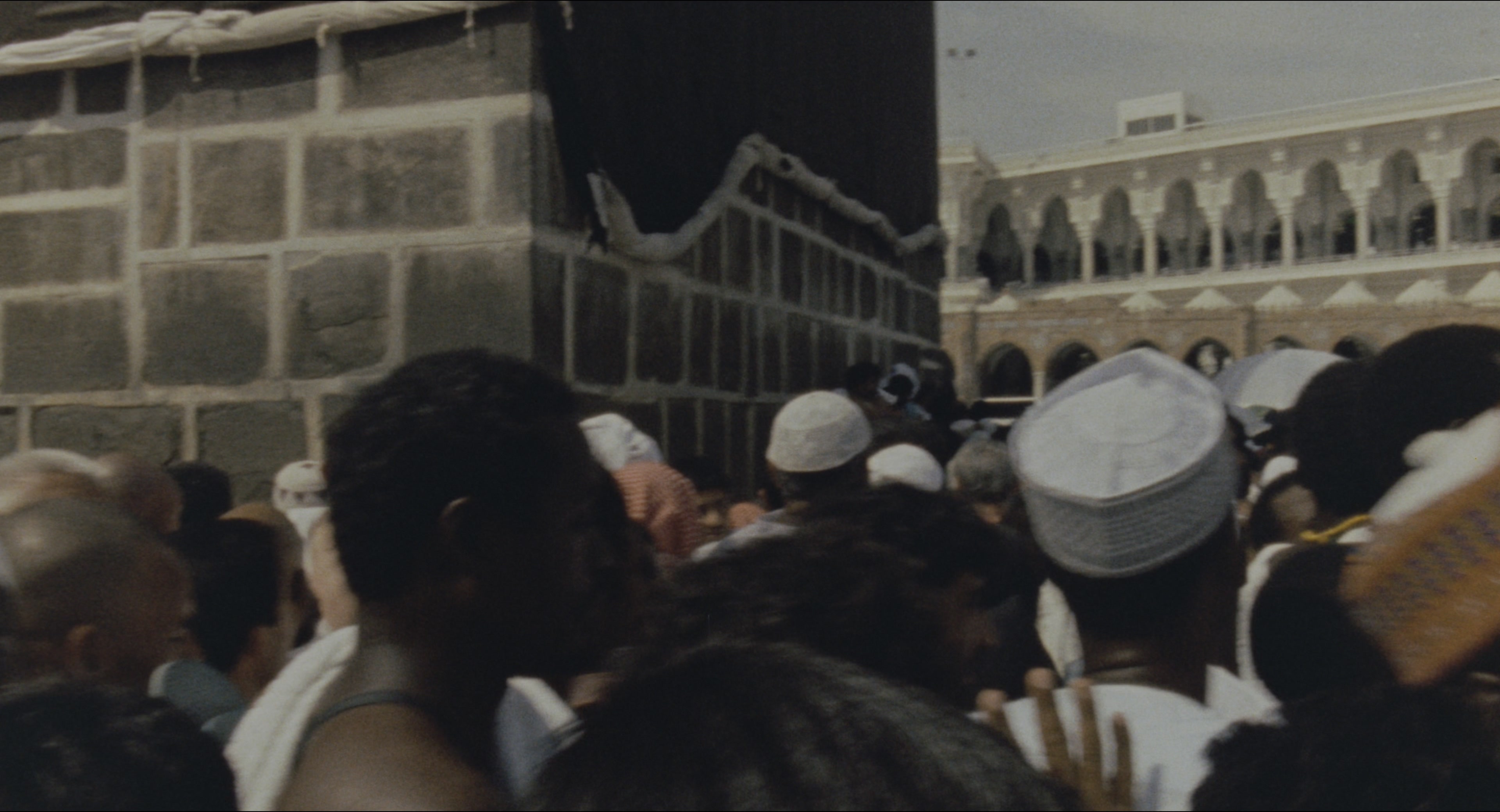 Malcolm (1992), wide, 1.85:1 — film still