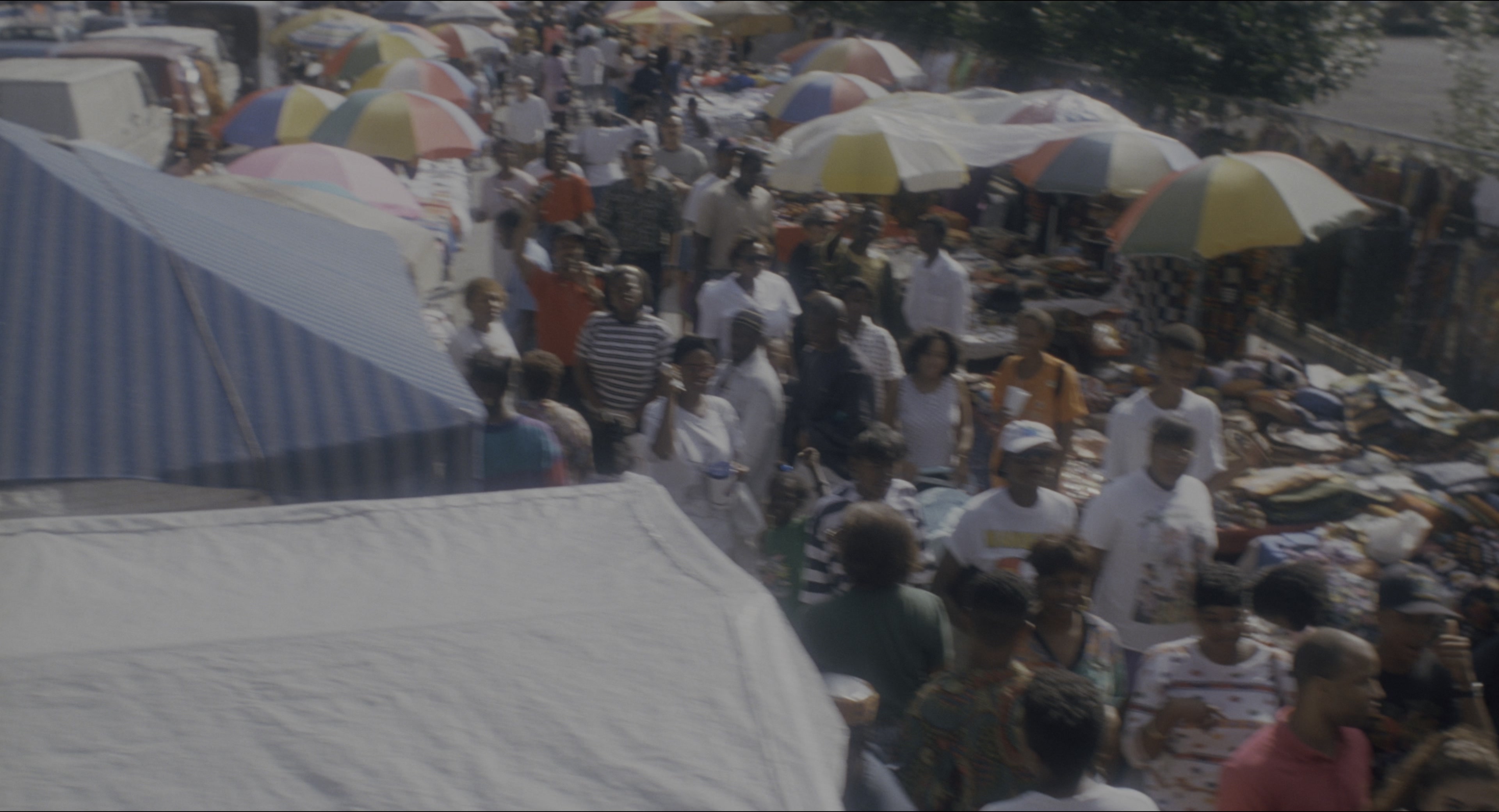 Malcolm (1992), wide, 1.85:1 — film still