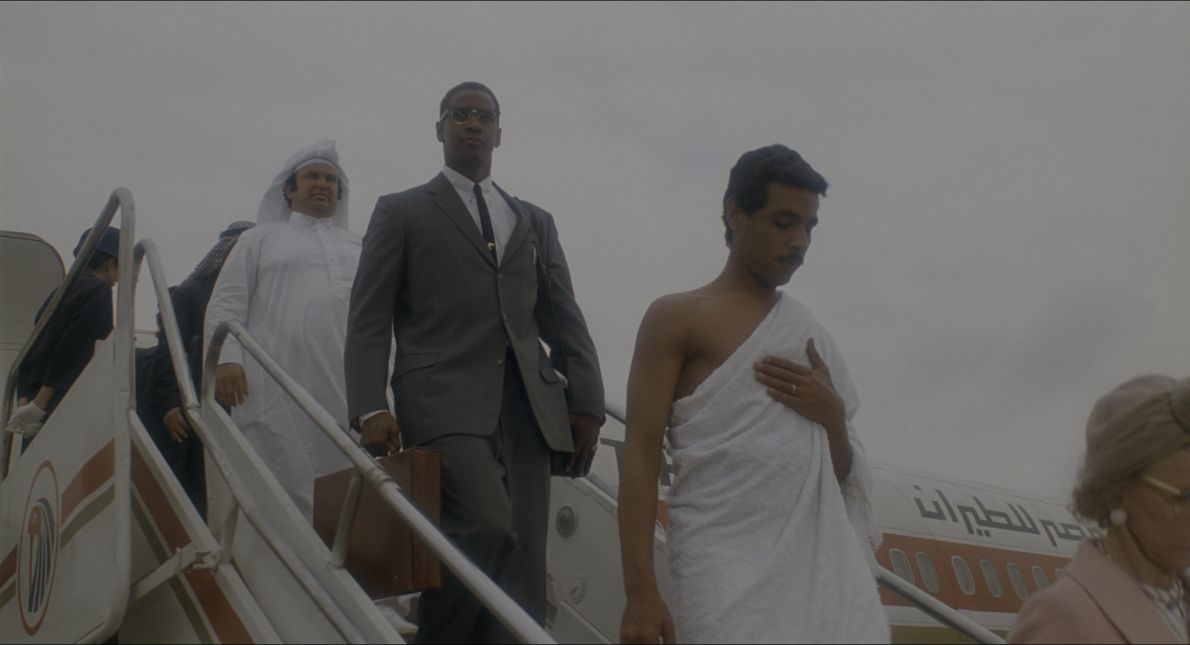 Malcolm (1992), wide, 1.85:1 — film still