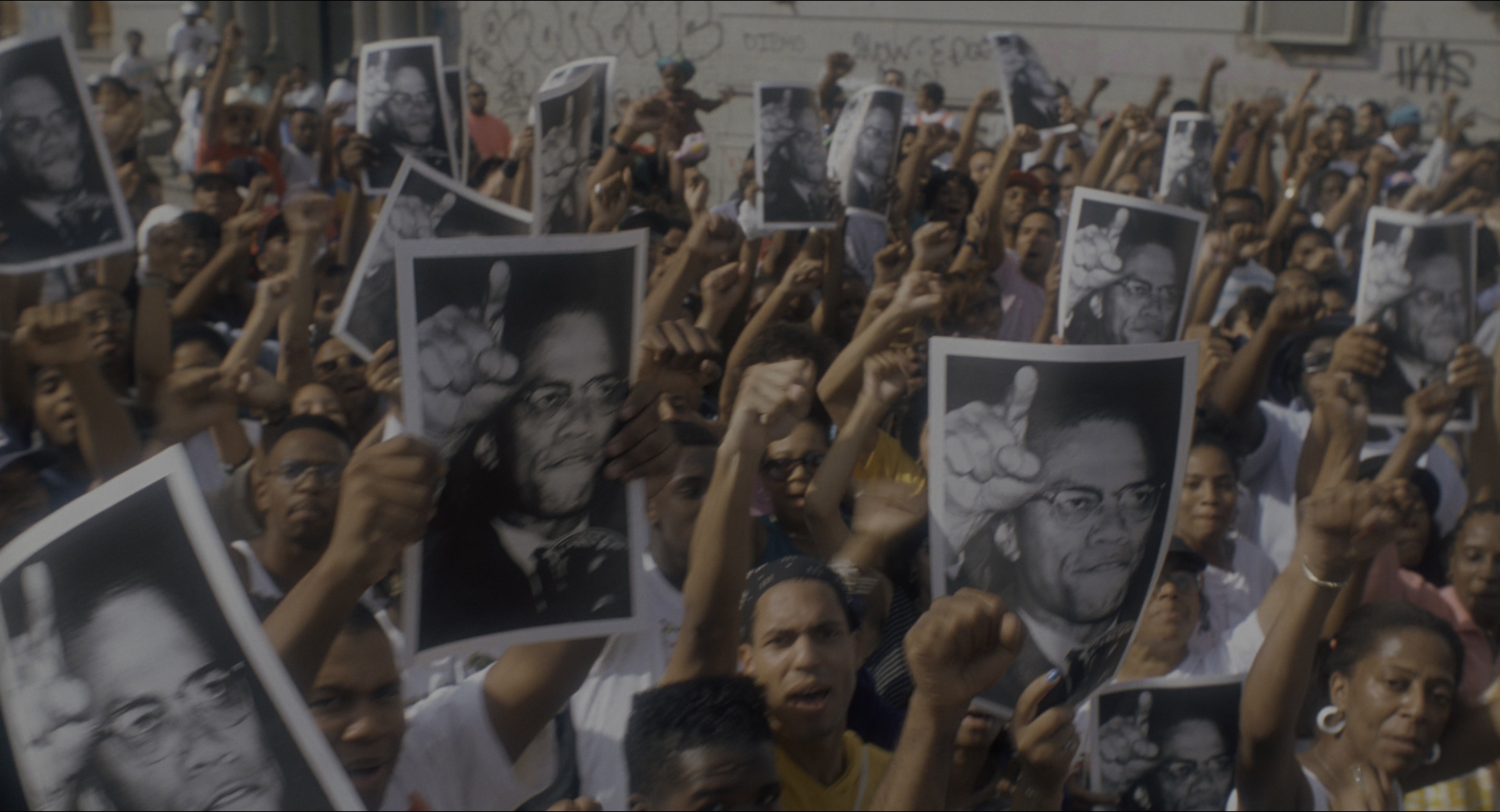 Malcolm (1992), wide, 1.85:1 — film still