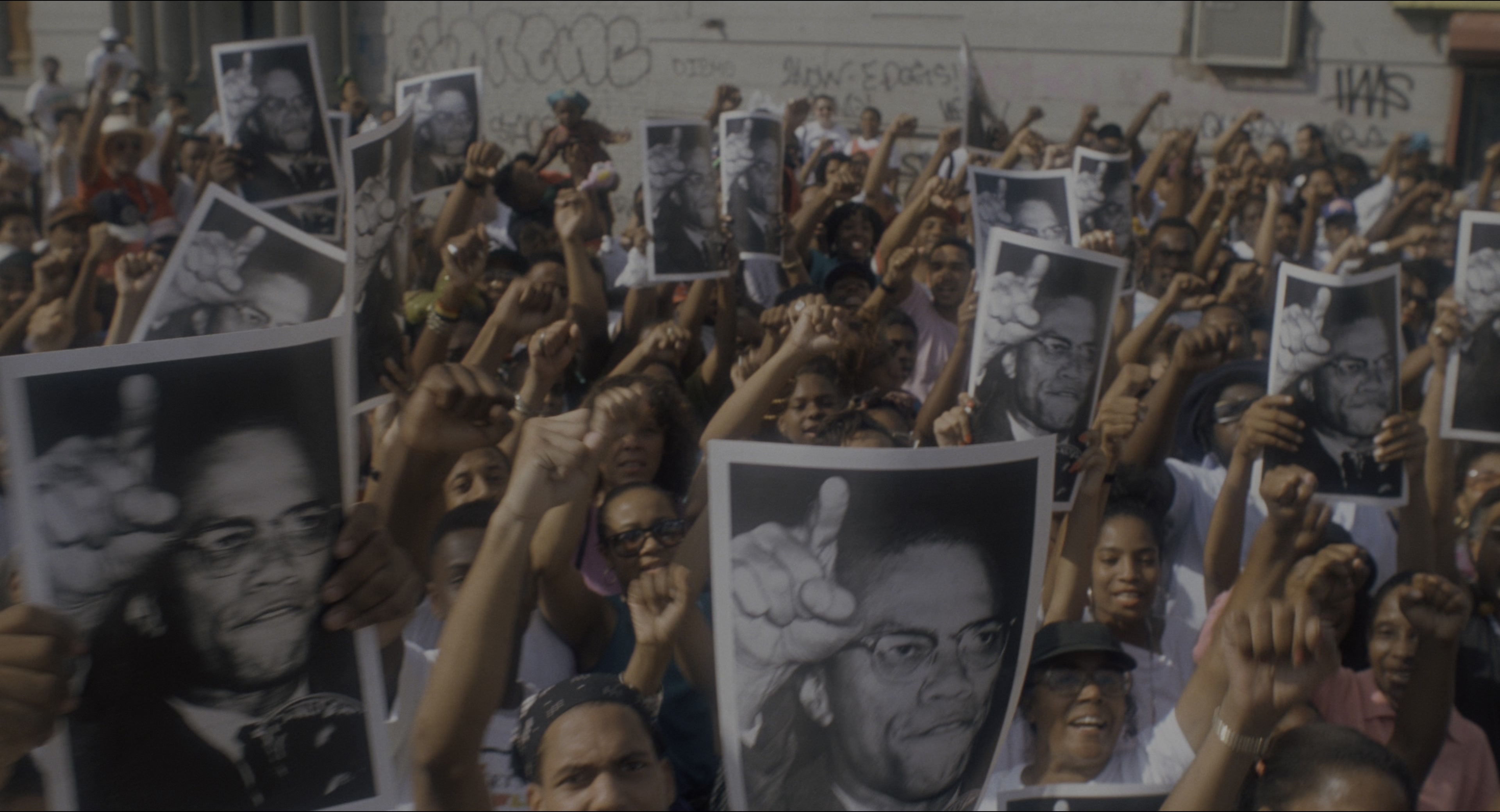 Malcolm (1992), medium, 1.85:1 — film still