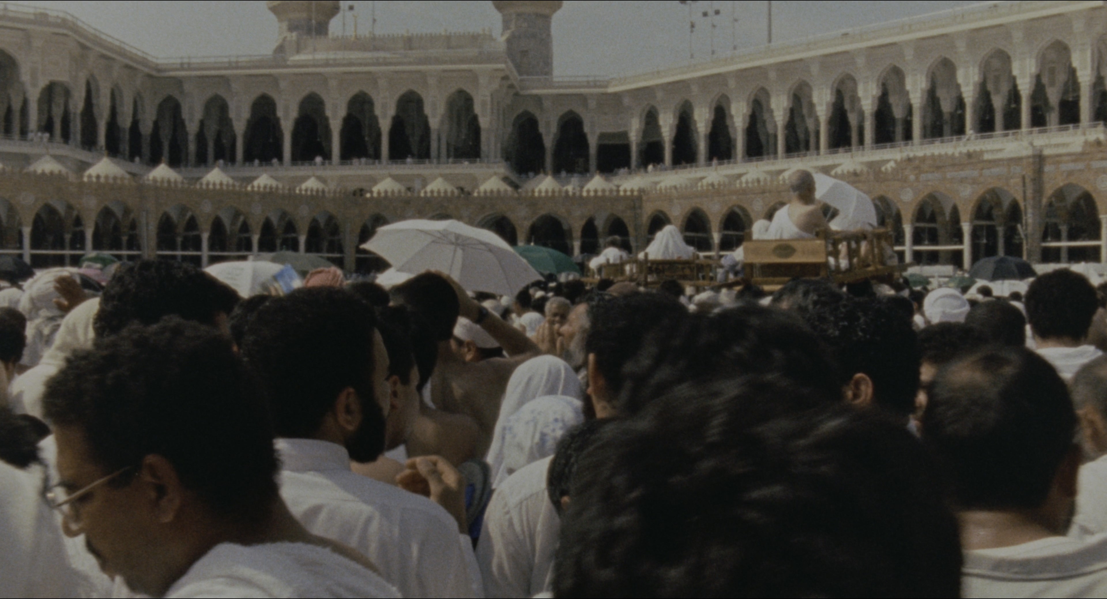 Malcolm (1992), wide, 1.85:1 — film still