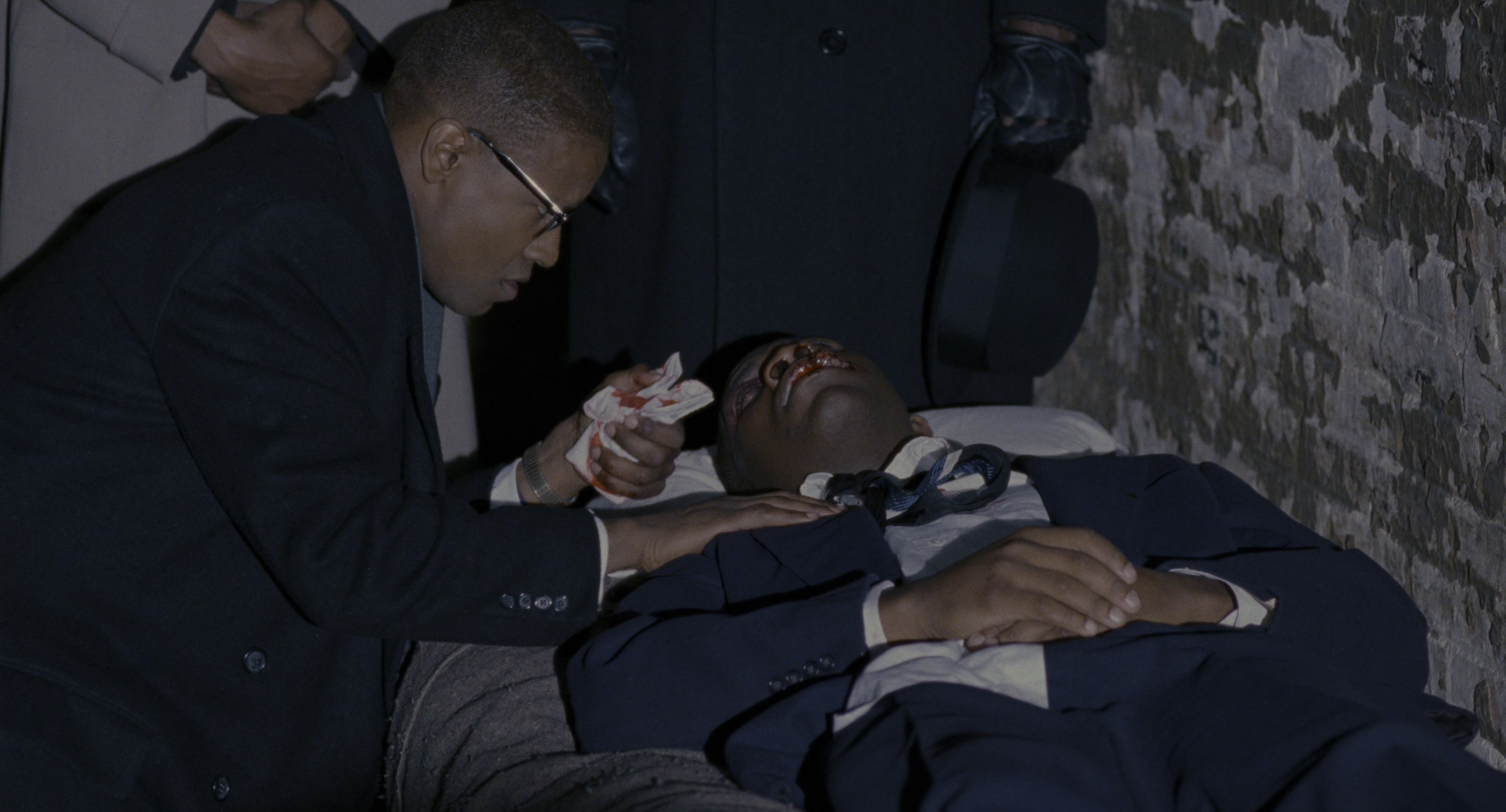 Malcolm (1992), wide, 1.85:1 — film still