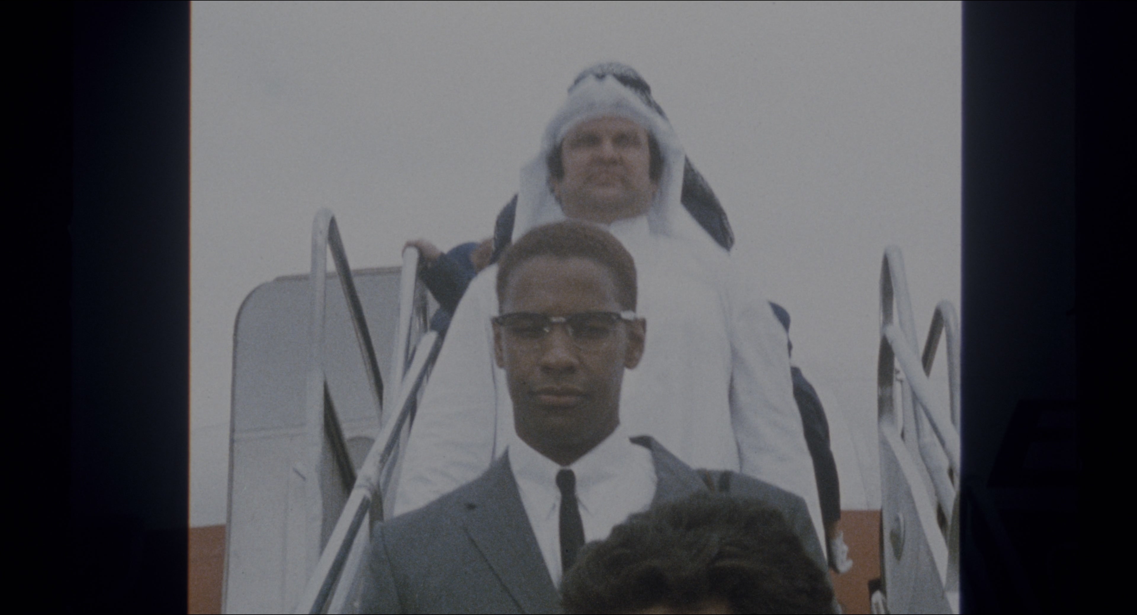 Malcolm (1992), wide, 1.85:1 — film still