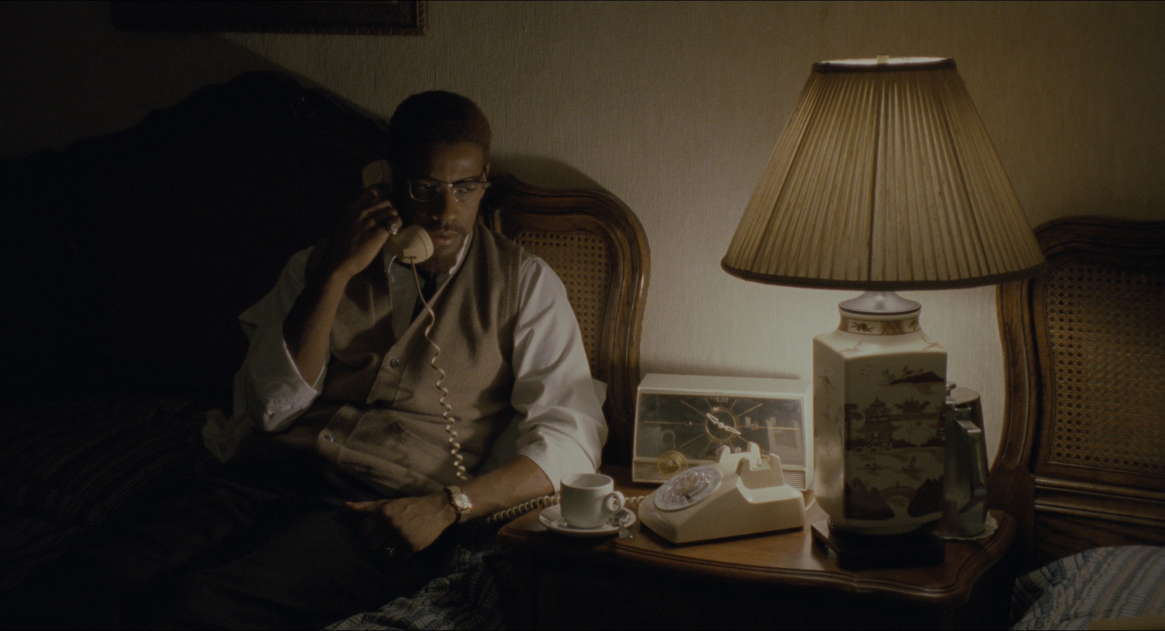 Malcolm (1992), wide, 1.85:1 — film still