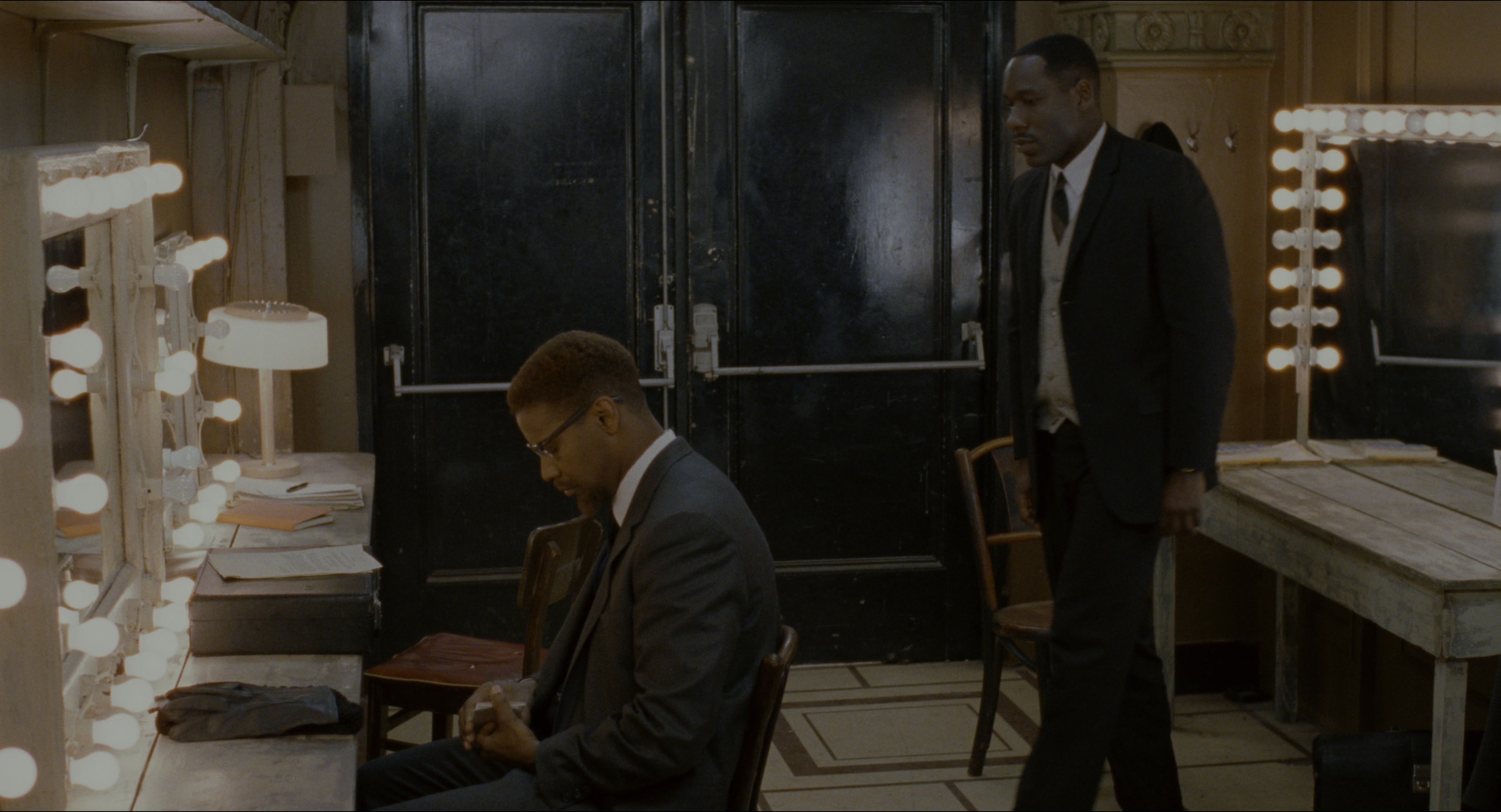 Malcolm (1992), wide, 1.85:1 — film still