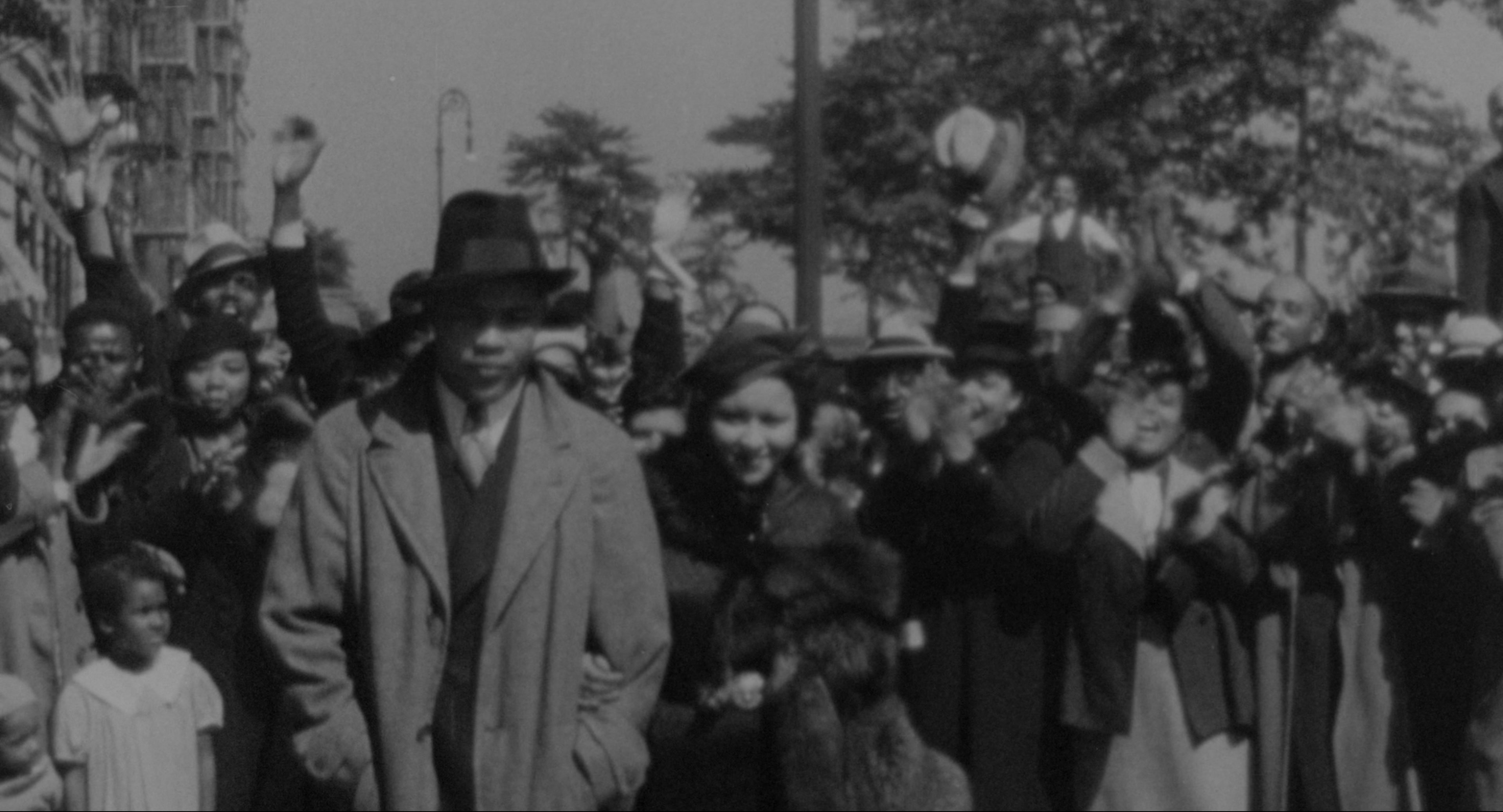 Malcolm (1992), wide, 1.85:1 — film still