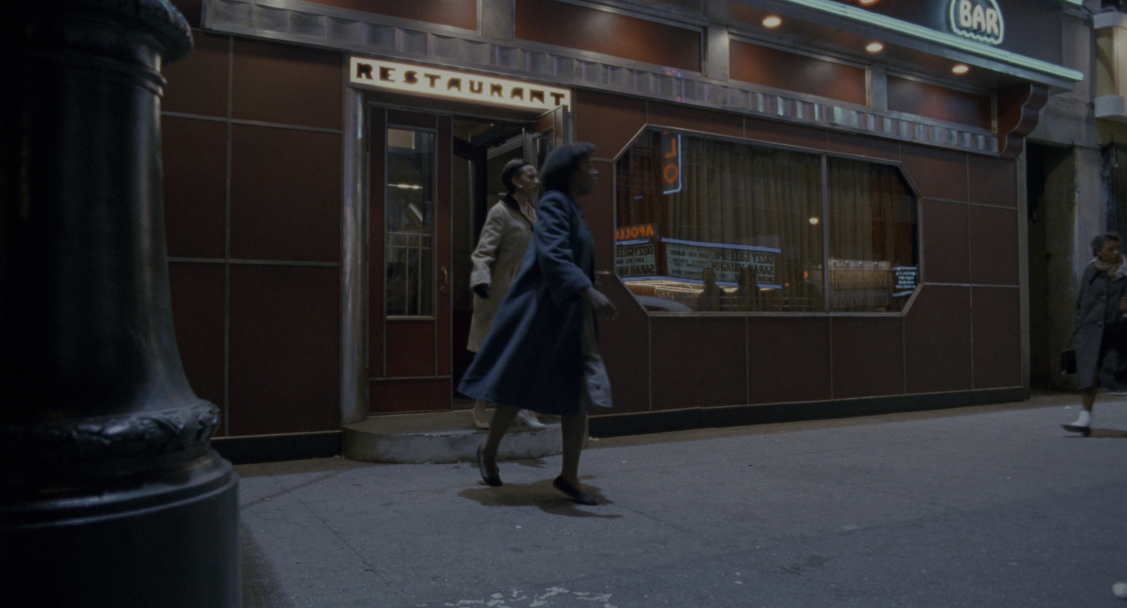 Malcolm (1992), wide, 1.85:1 — film still