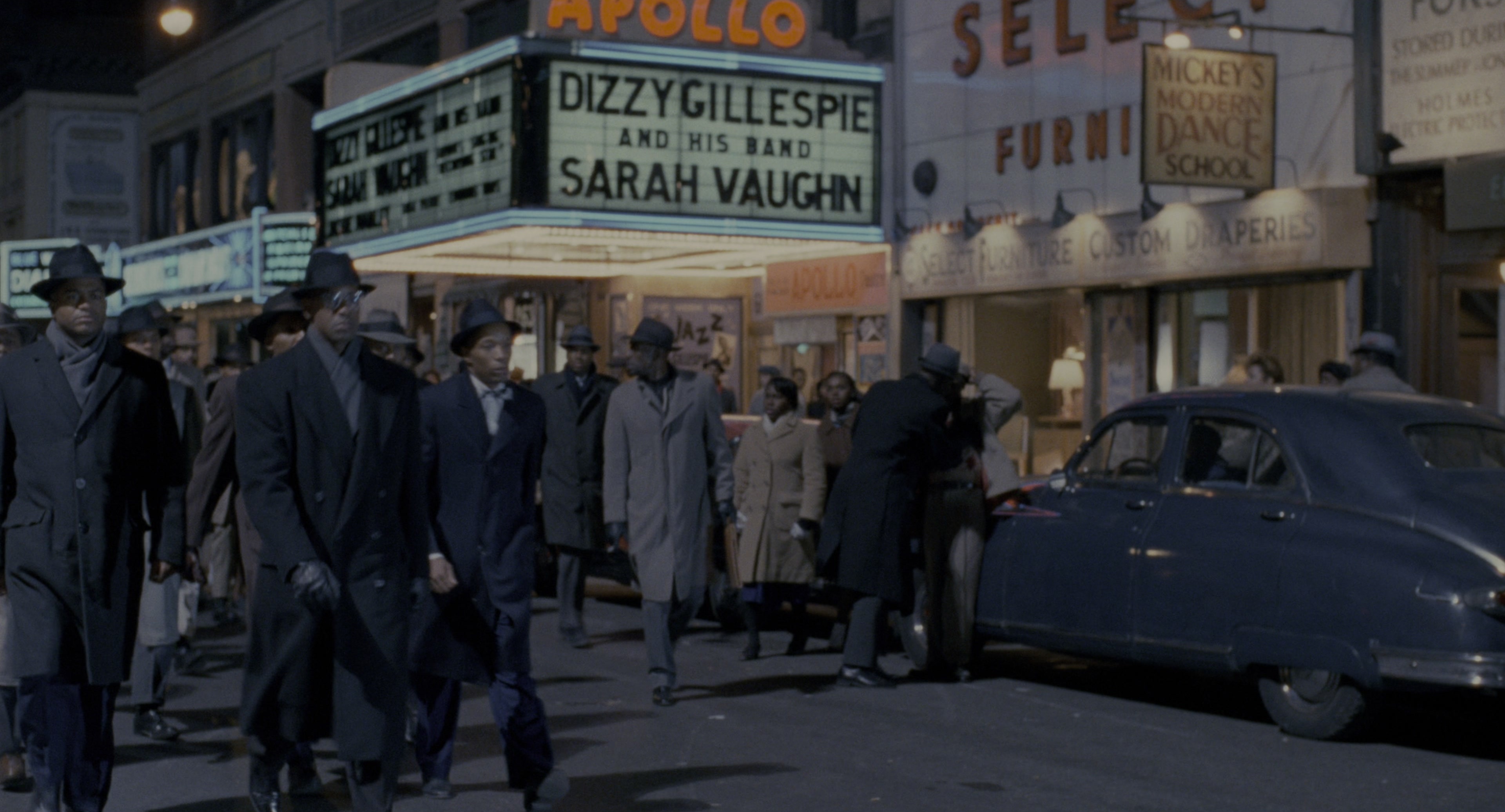 Malcolm (1992), wide, 1.85:1 — film still
