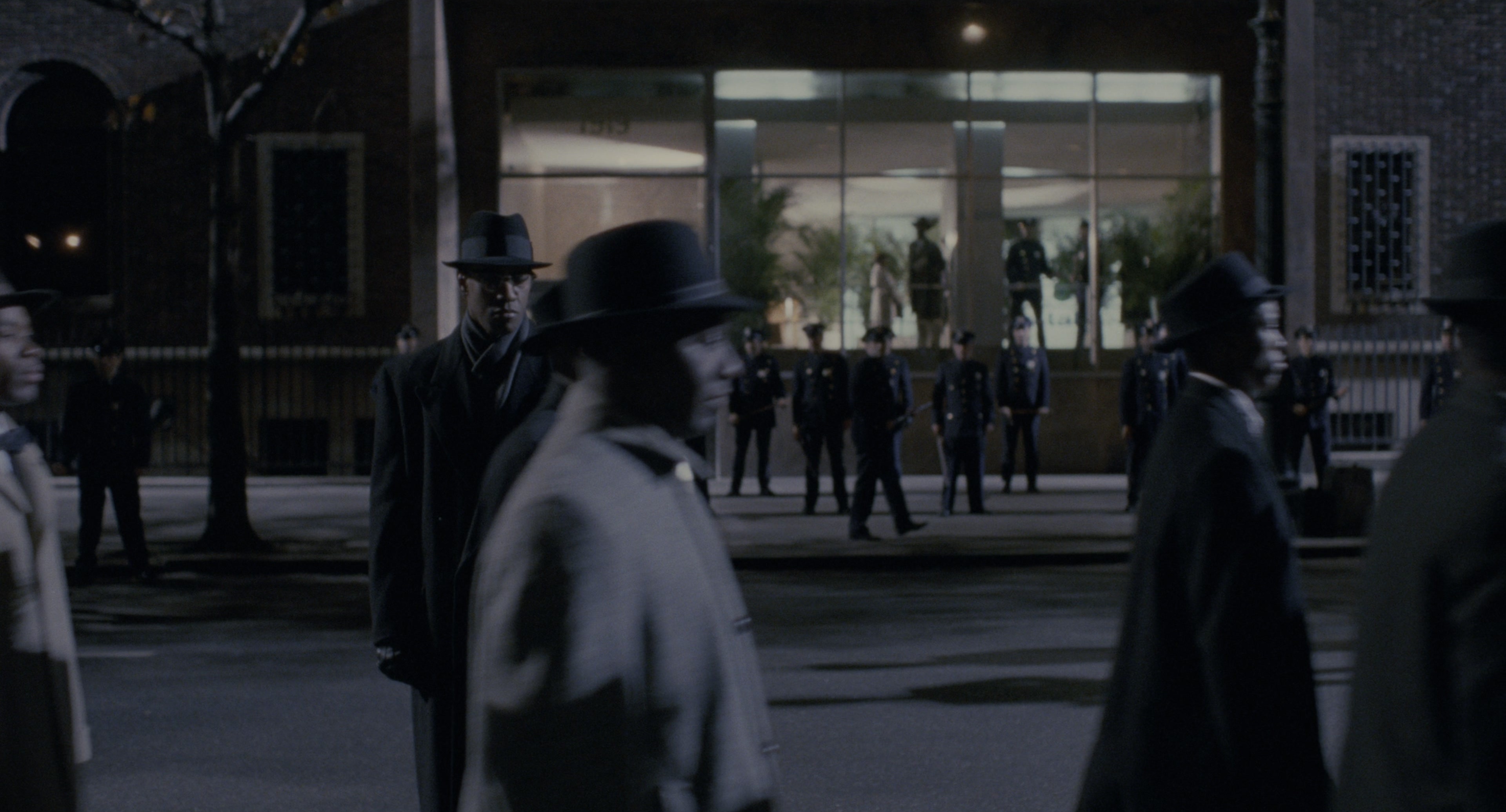 Malcolm (1992), wide, 1.85:1 — film still