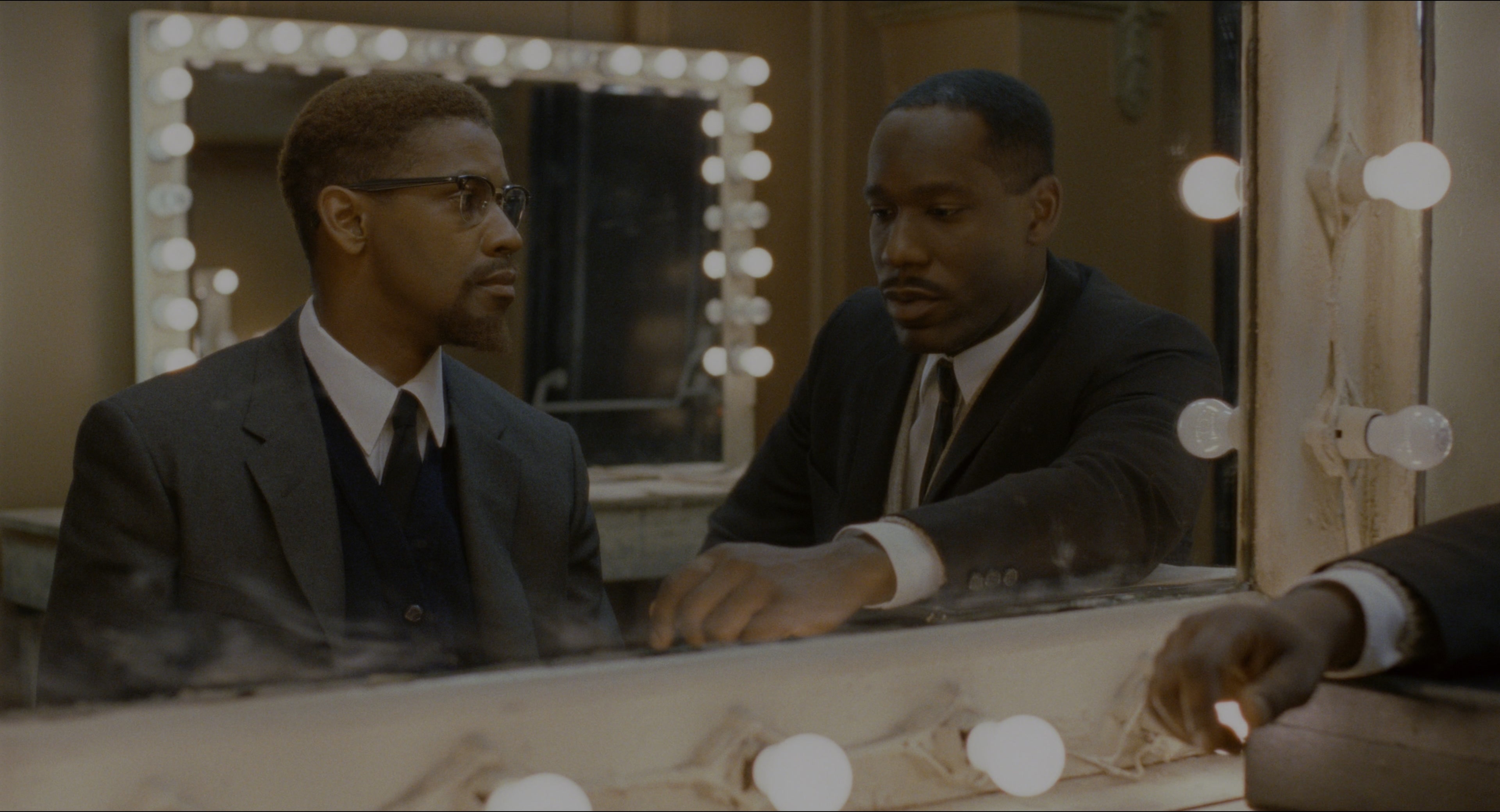 Malcolm (1992), wide, 1.85:1 — film still