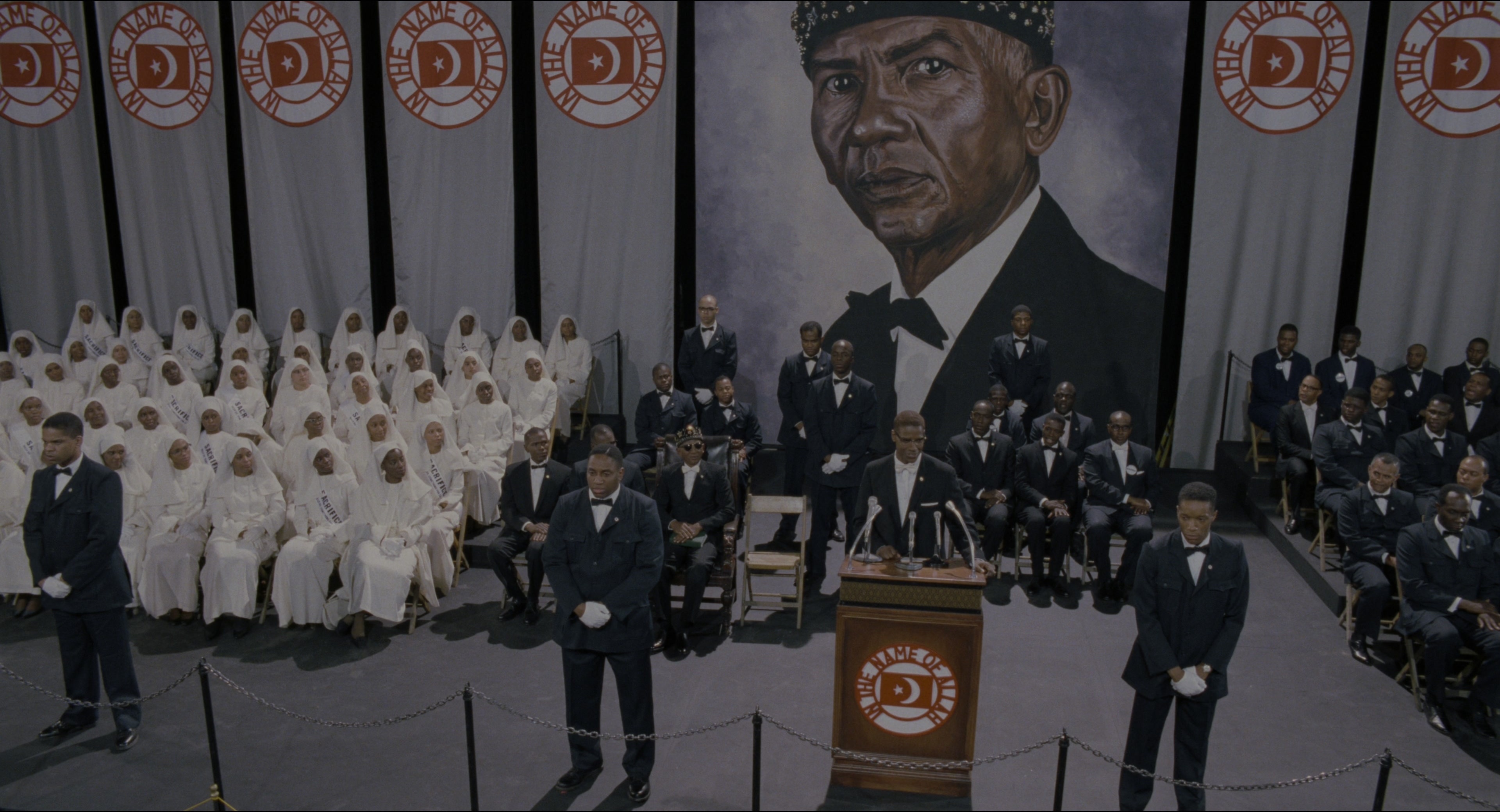 Malcolm (1992), wide, 1.85:1 — film still