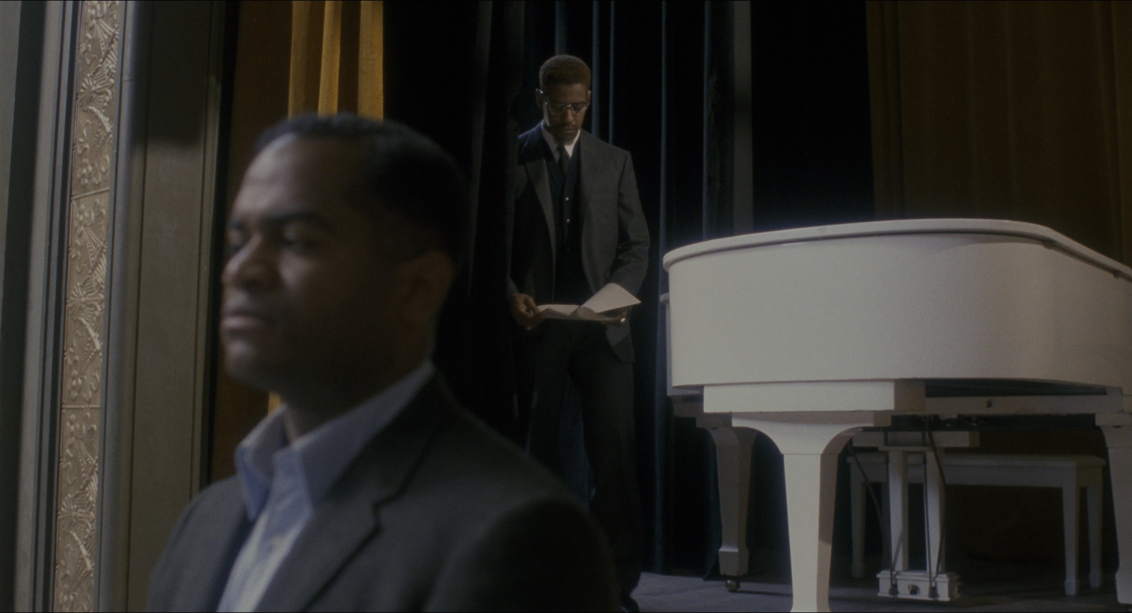 Malcolm (1992), wide, 1.85:1 — film still