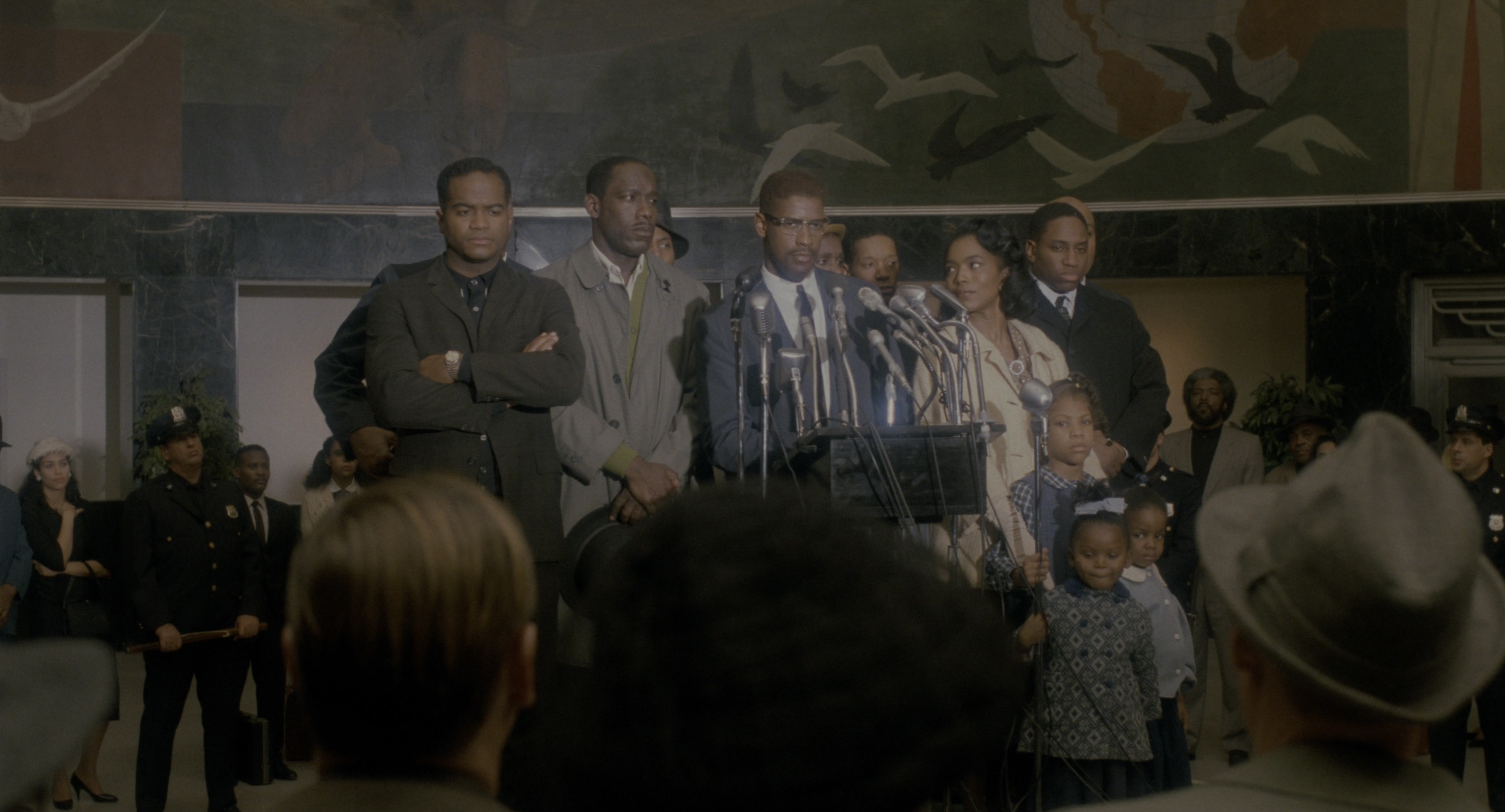 Malcolm (1992), wide, 1.85:1 — film still