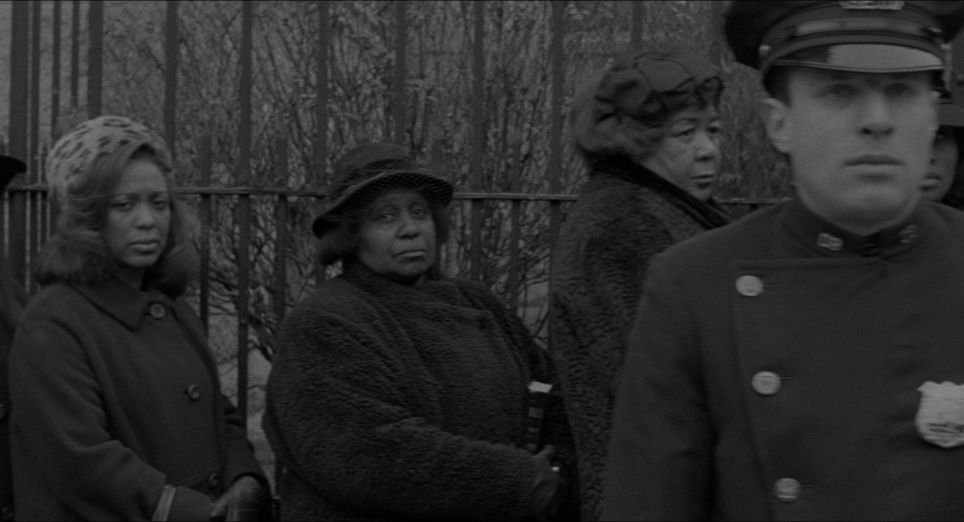 Malcolm (1992), wide, 1.85:1 — film still