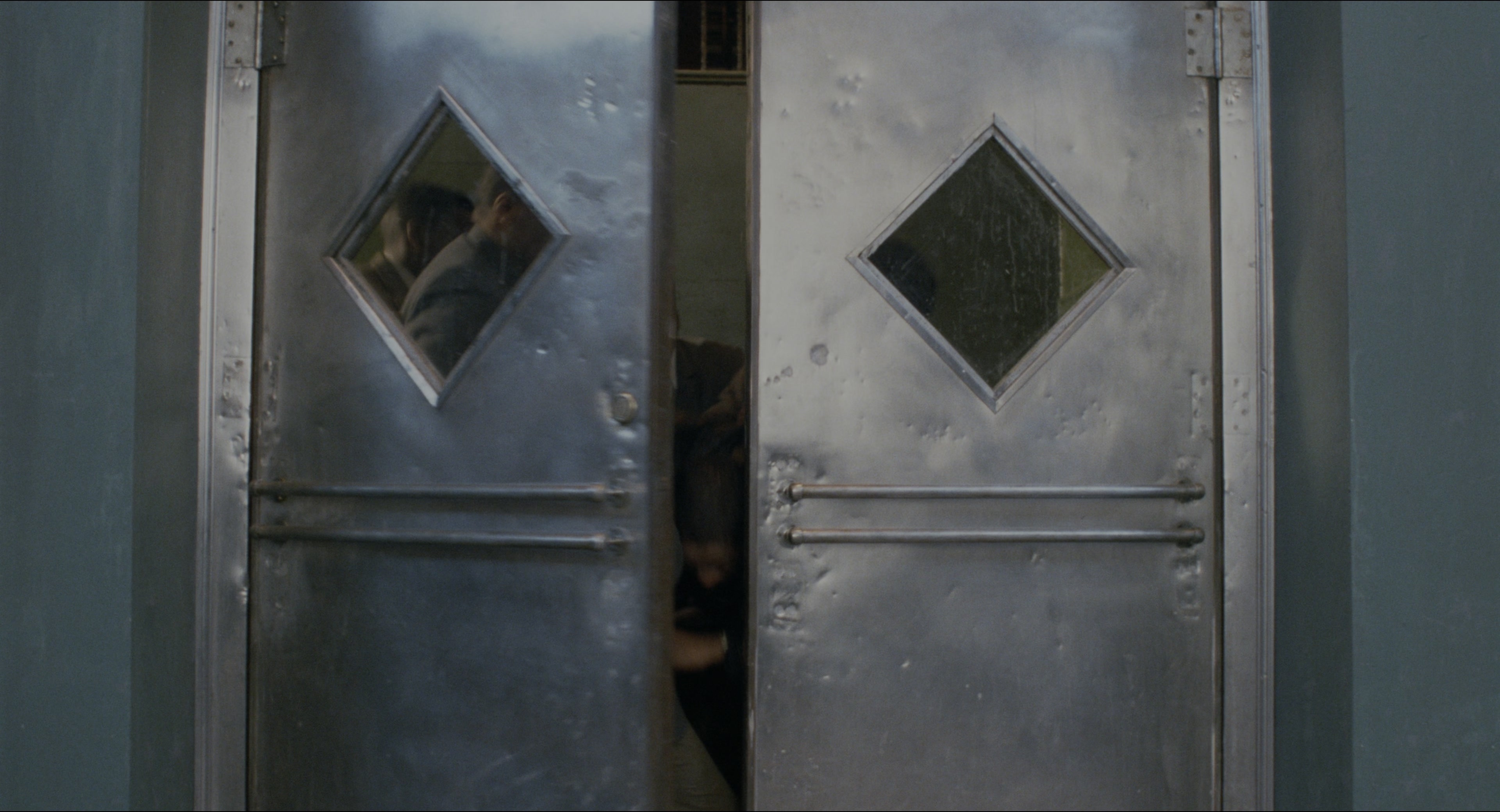 Malcolm (1992), wide, 1.85:1 — film still