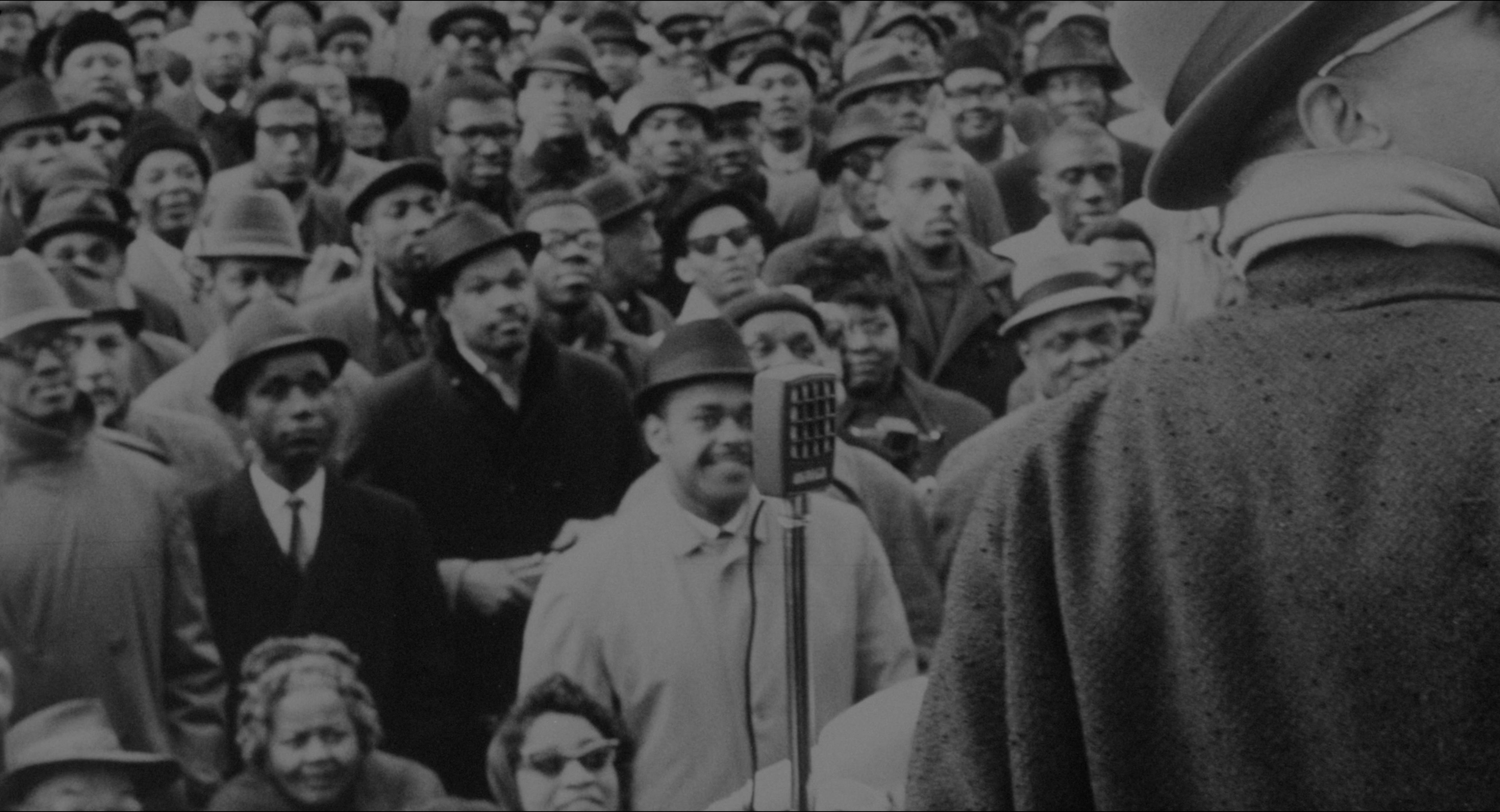 Malcolm (1992), wide, 1.85:1 — film still