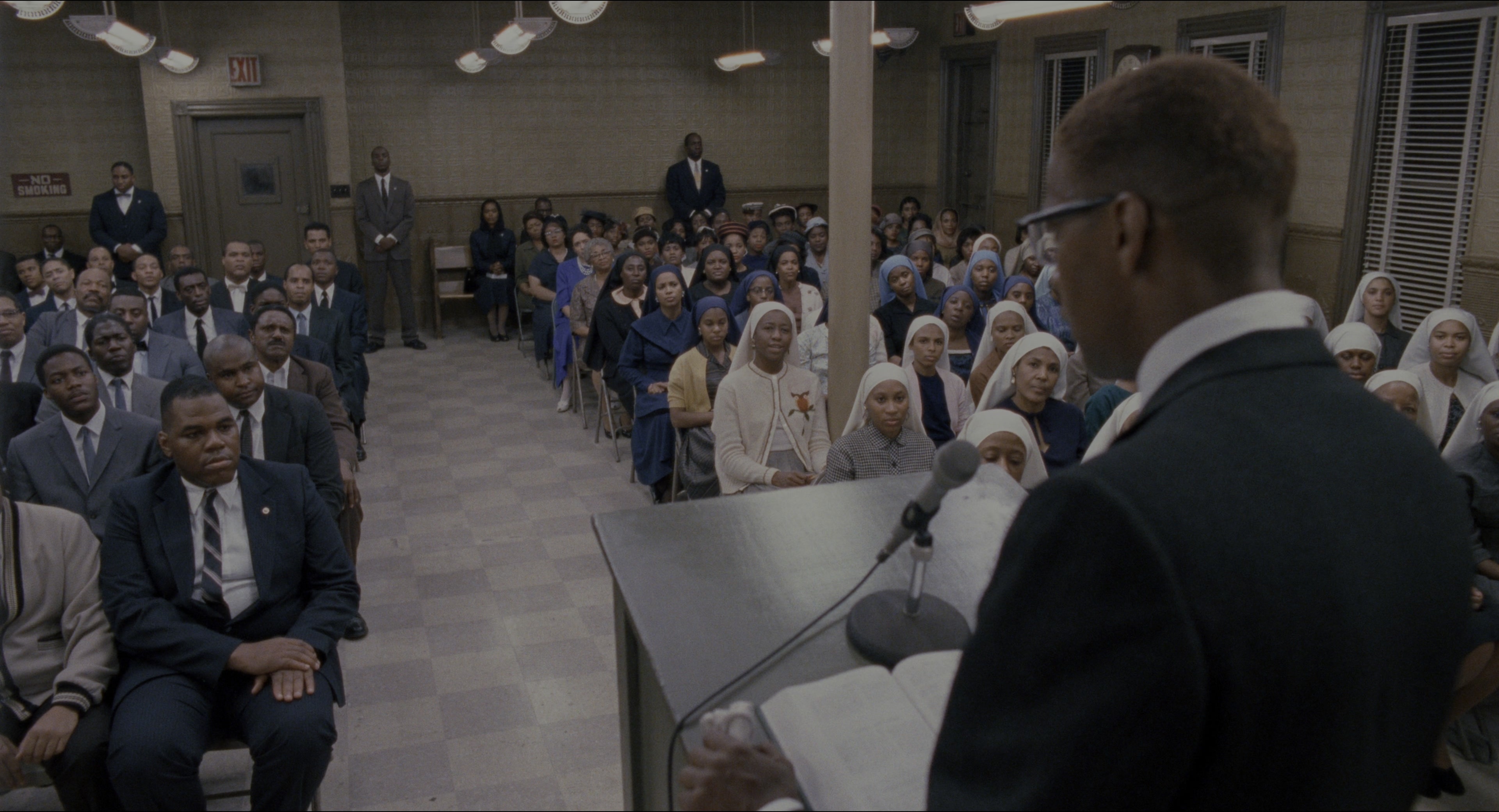 Malcolm (1992), wide, 1.85:1 — film still