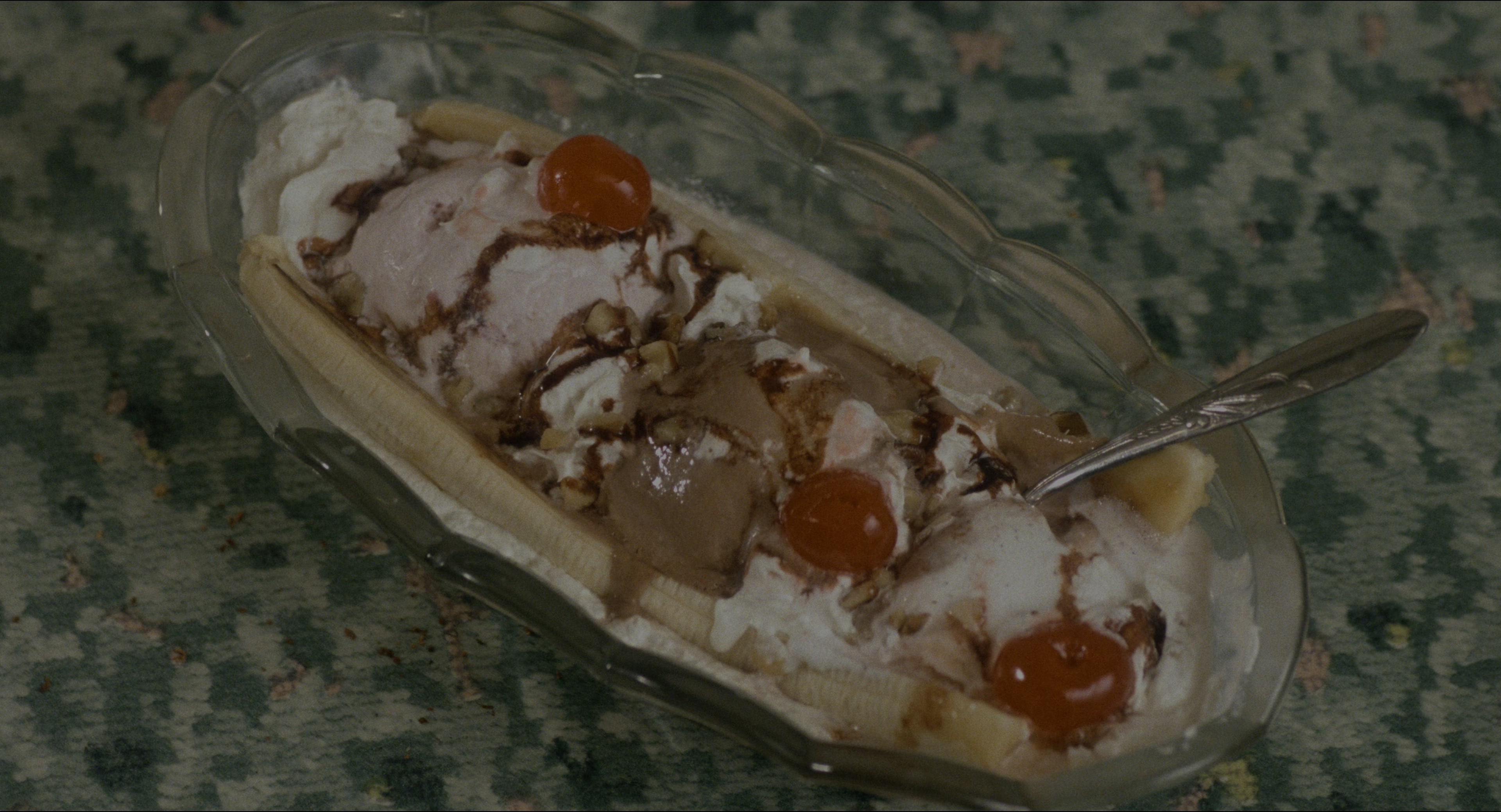 Malcolm (1992), wide, 1.85:1 — film still