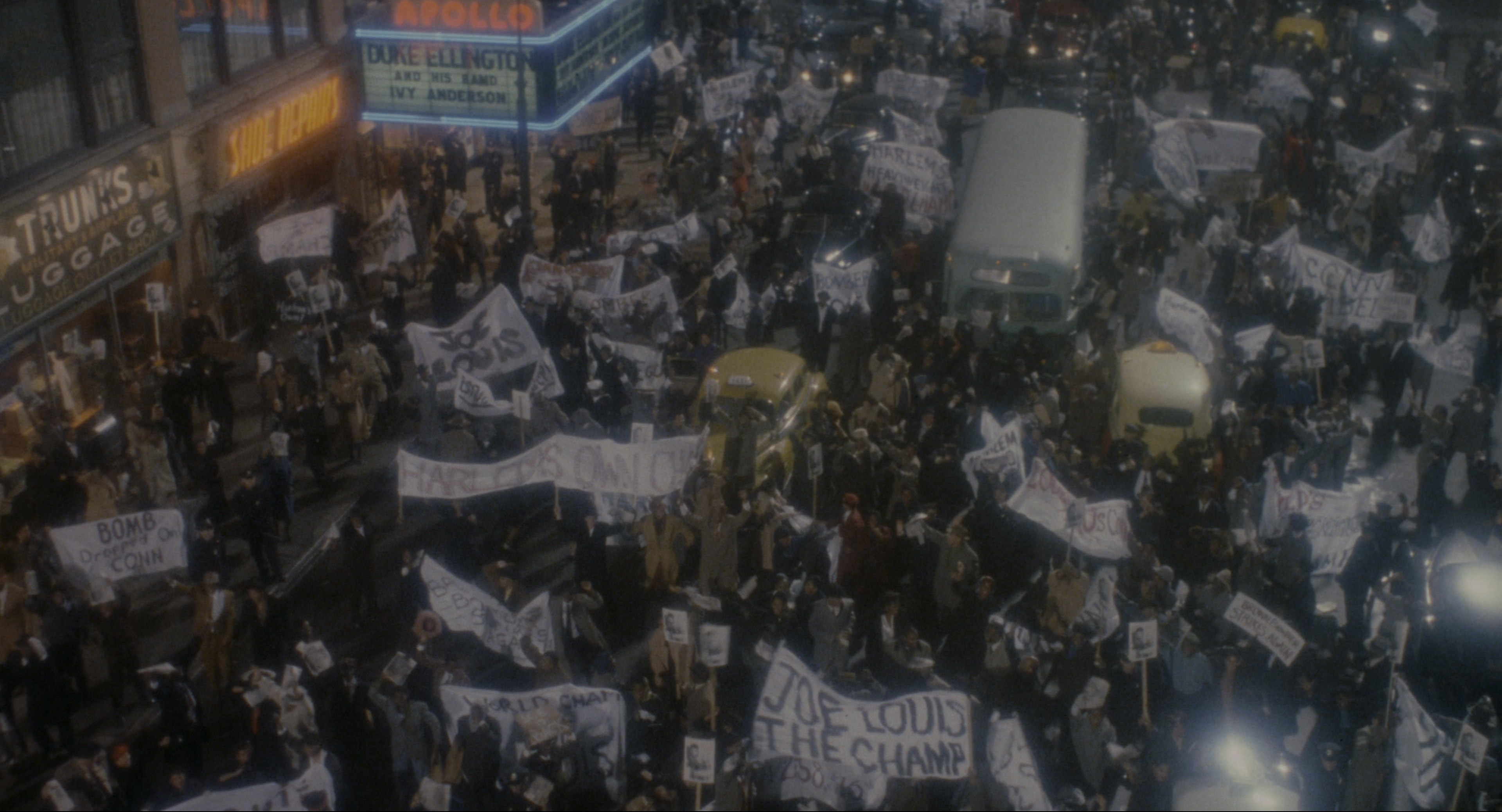 Malcolm (1992), wide, 1.85:1 — film still