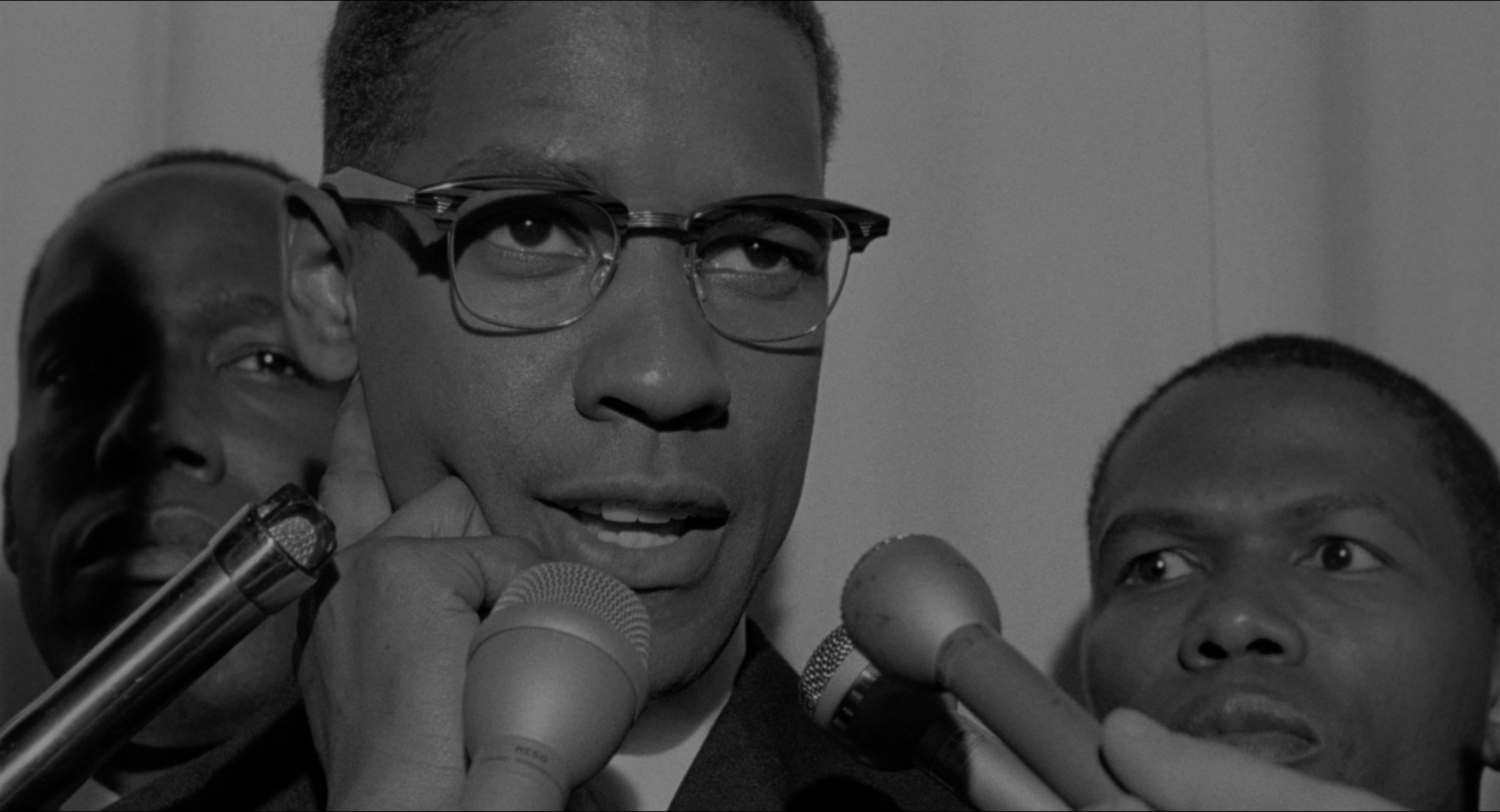 Malcolm (1992), close, 1.85:1 — film still