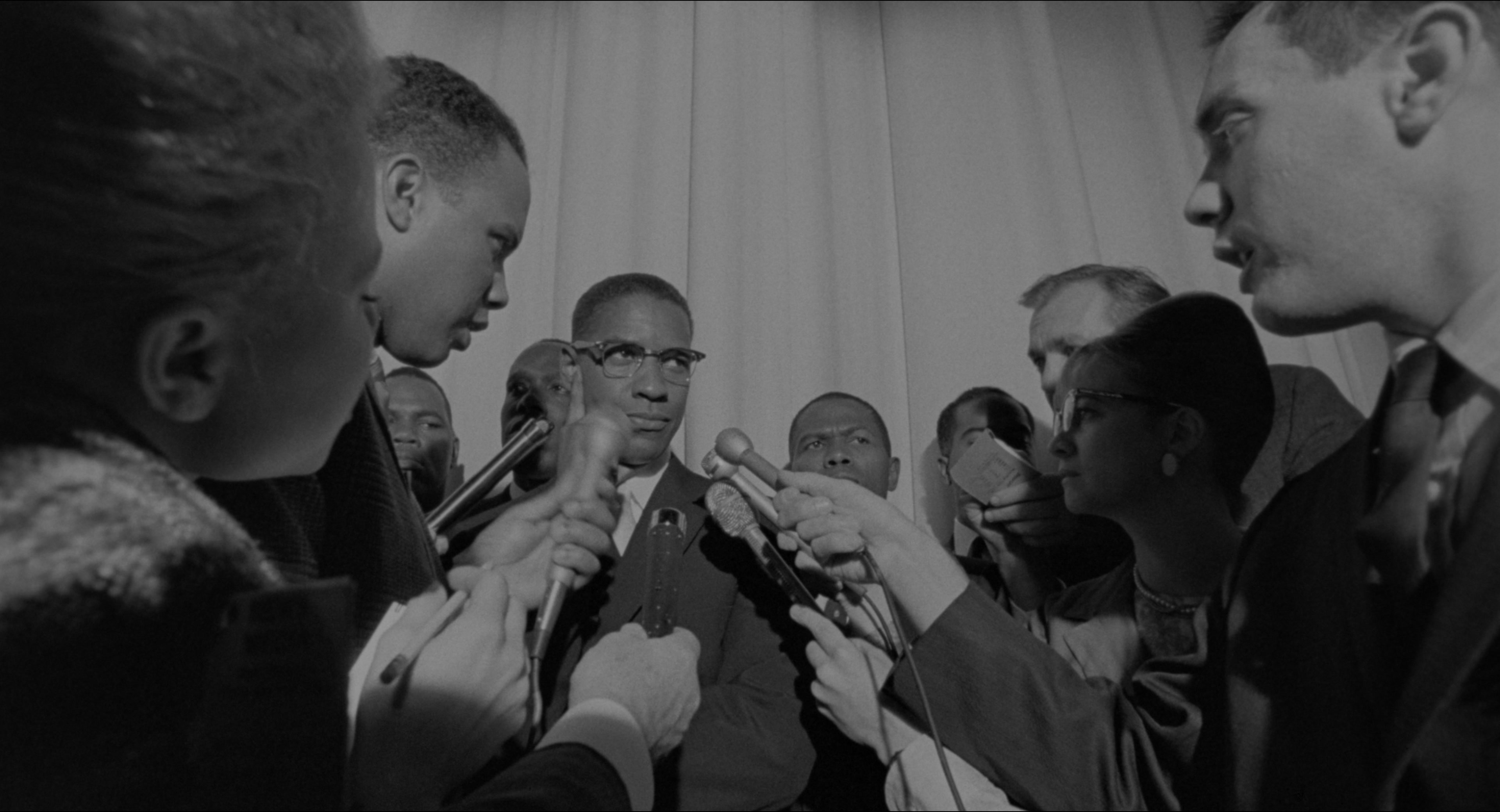 Malcolm (1992), wide, 1.85:1 — film still