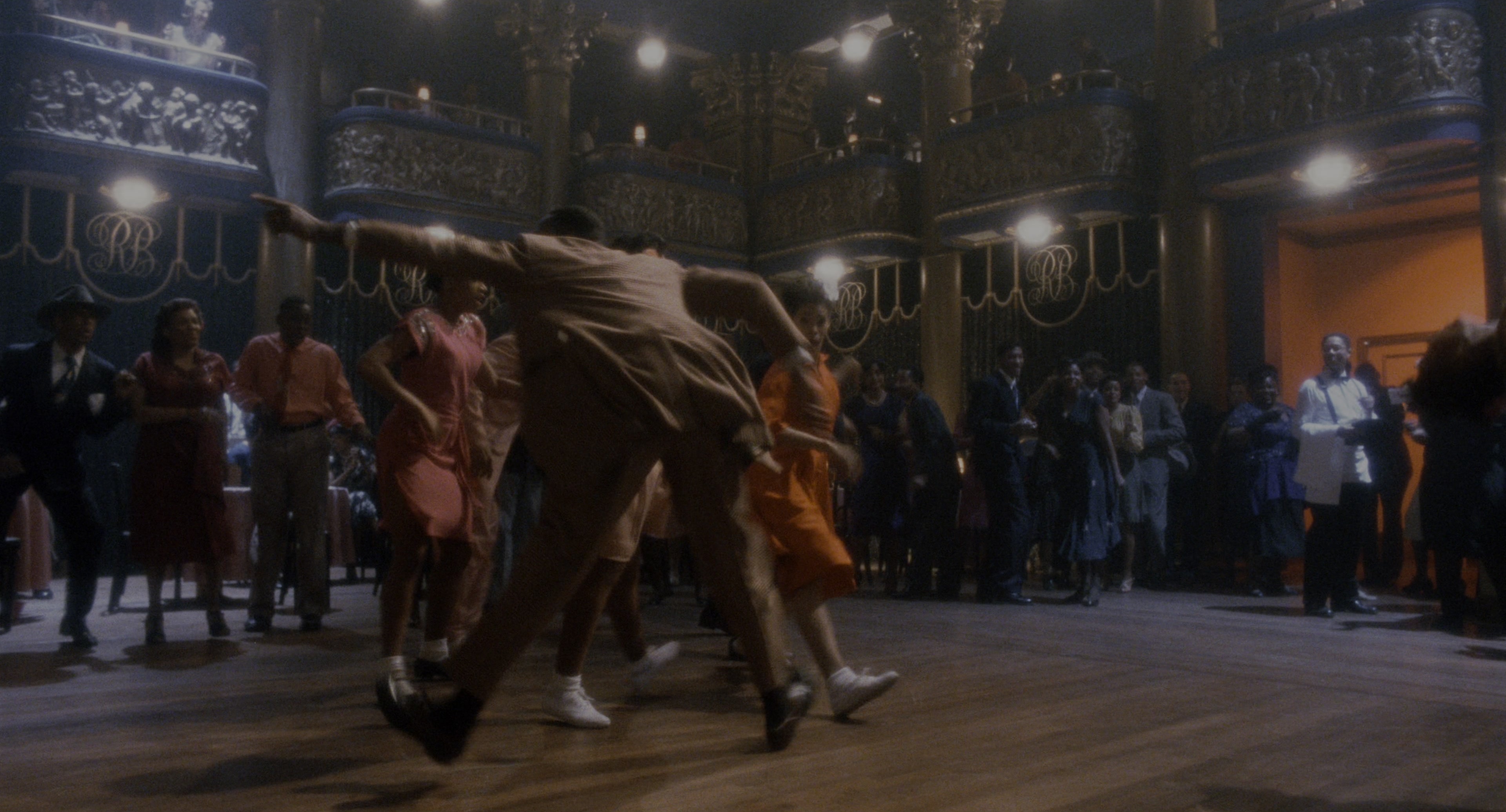 Malcolm (1992), medium, 1.85:1 — film still