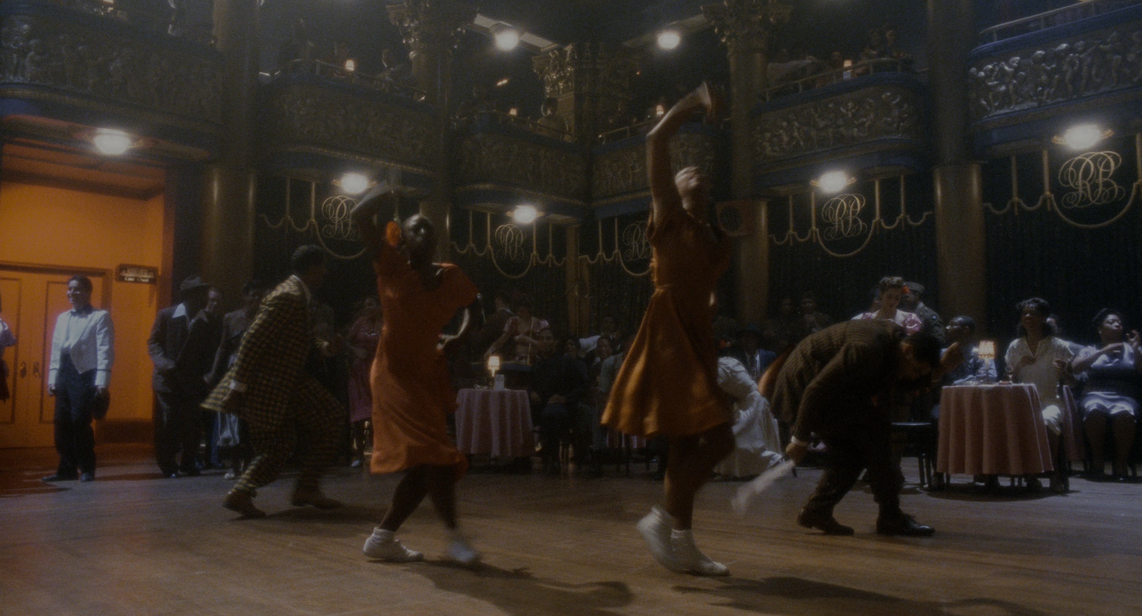 Malcolm (1992), wide, 1.85:1 — film still