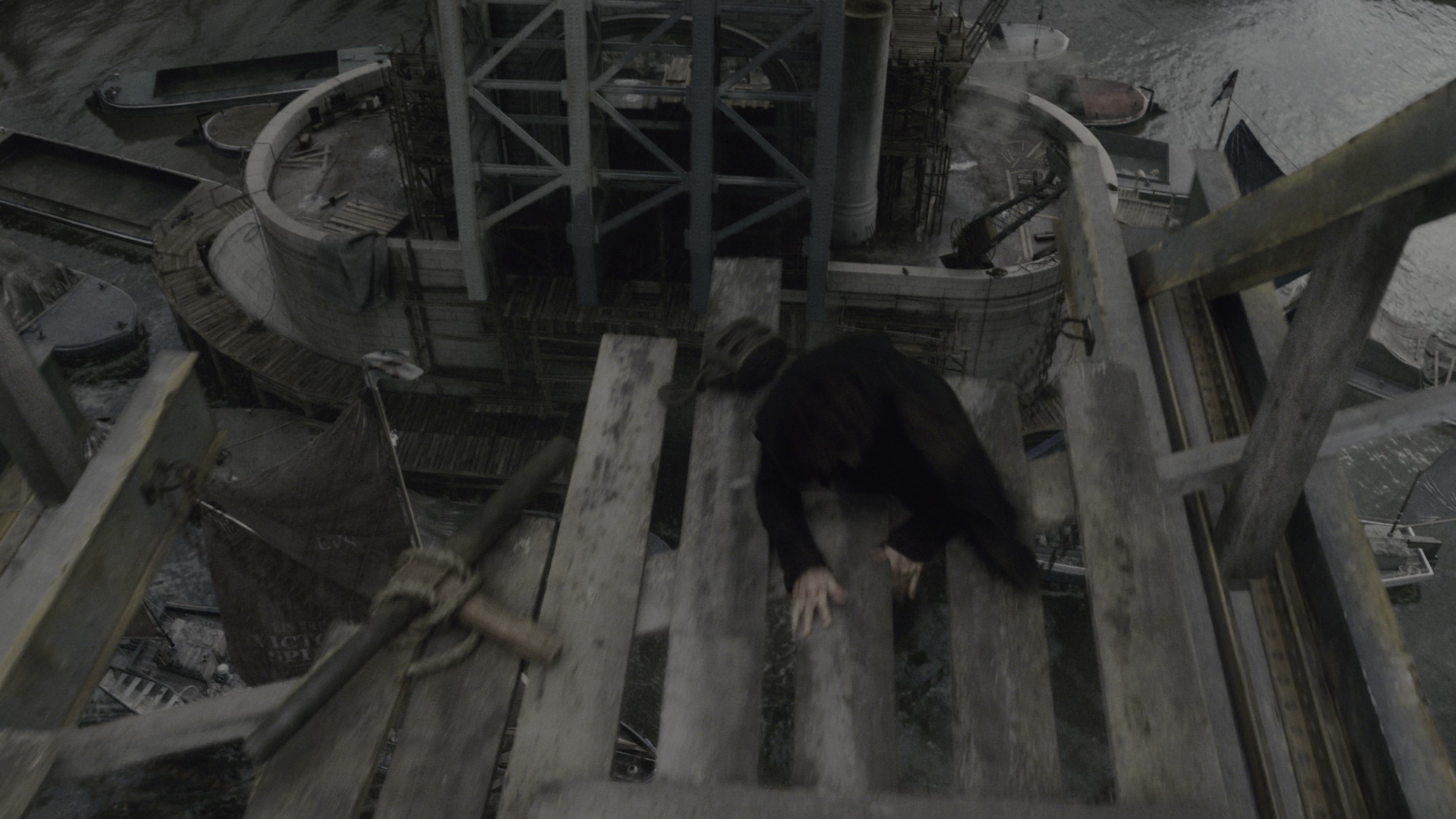 Sherlock Holmes (2009), wide, 1.78:1 — film still
