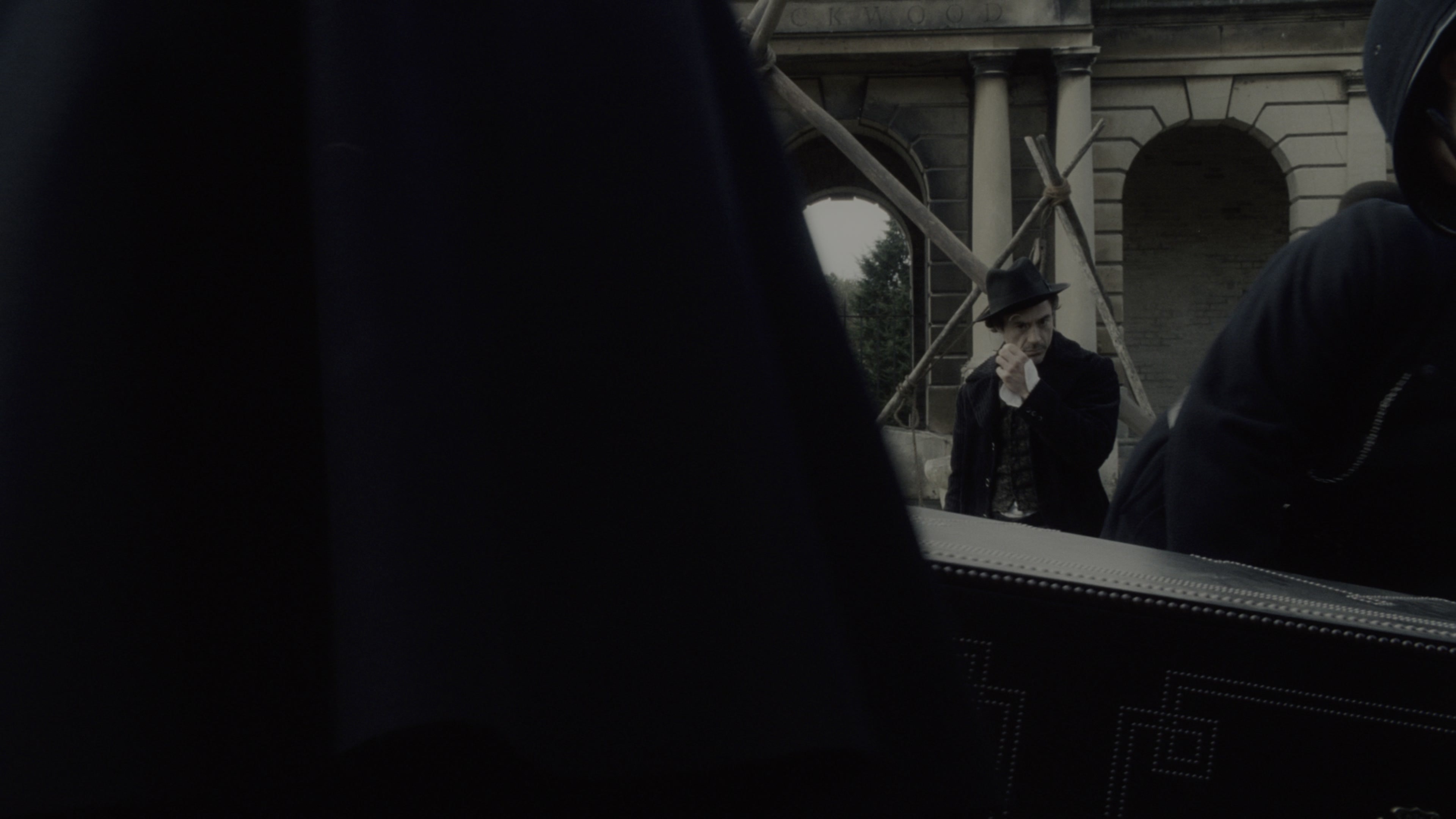Sherlock Holmes (2009), wide, 1.78:1 — film still