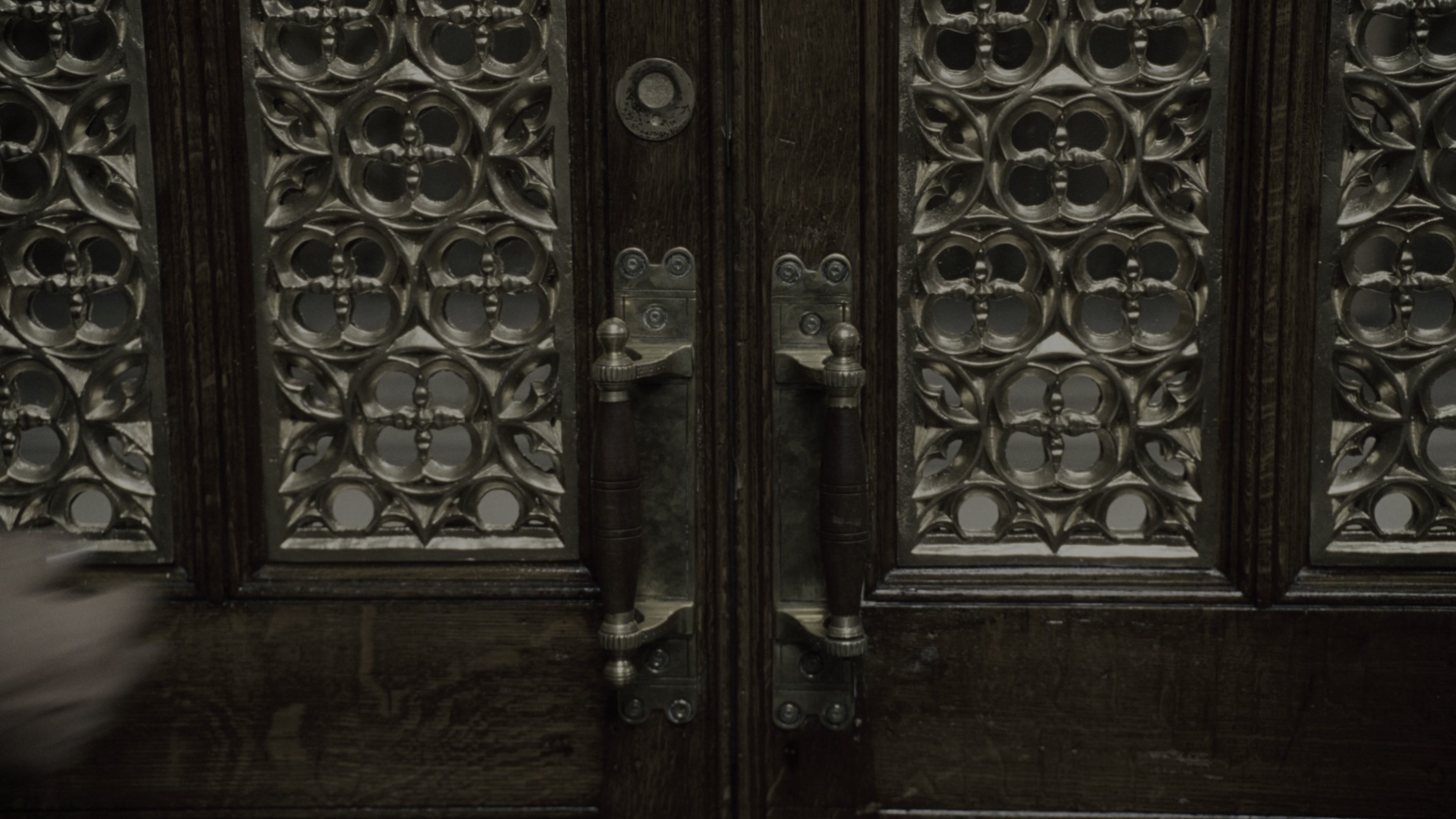 Sherlock Holmes (2009), wide, 1.78:1 — film still