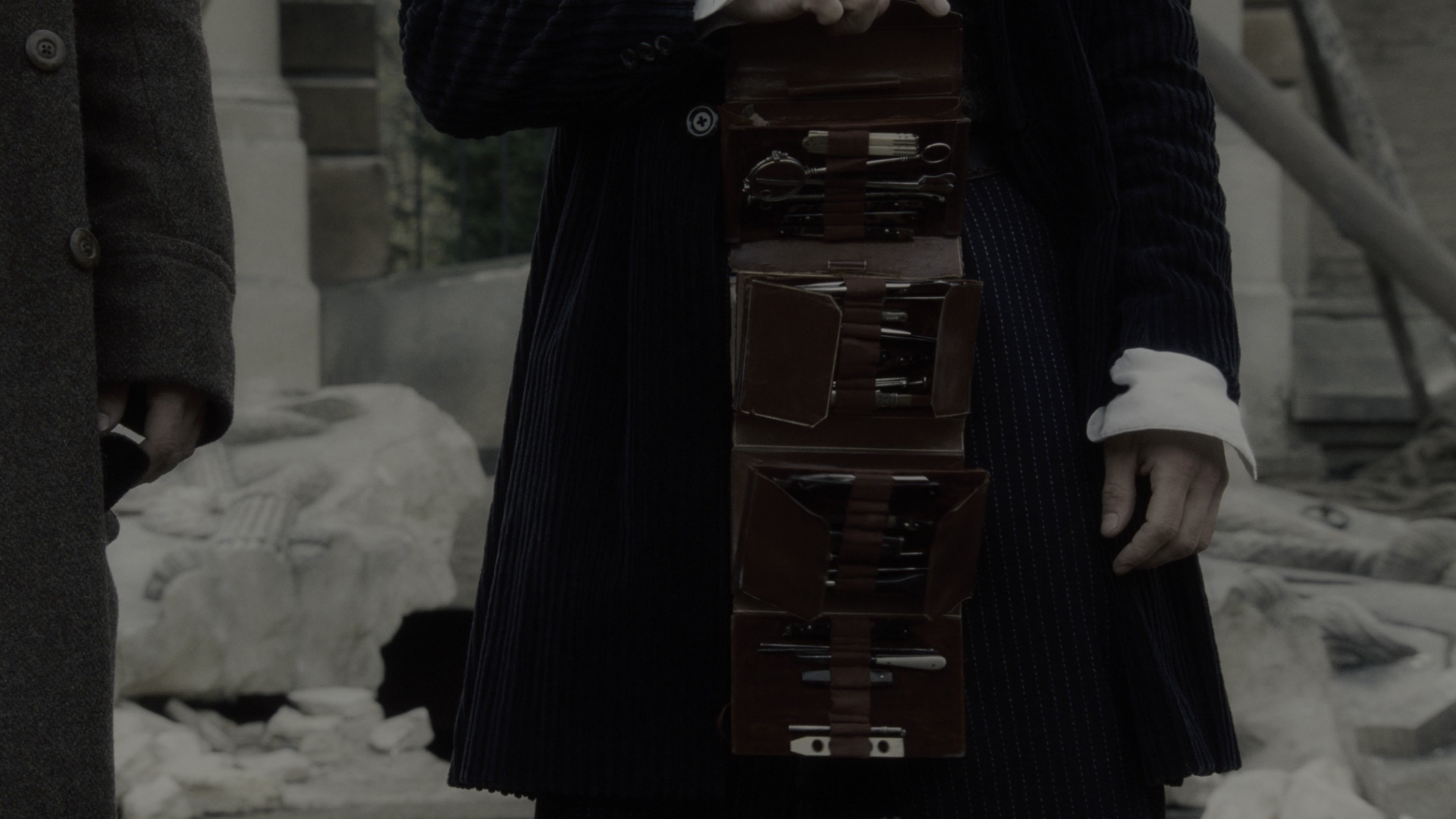 Sherlock Holmes (2009), wide, 1.78:1 — film still