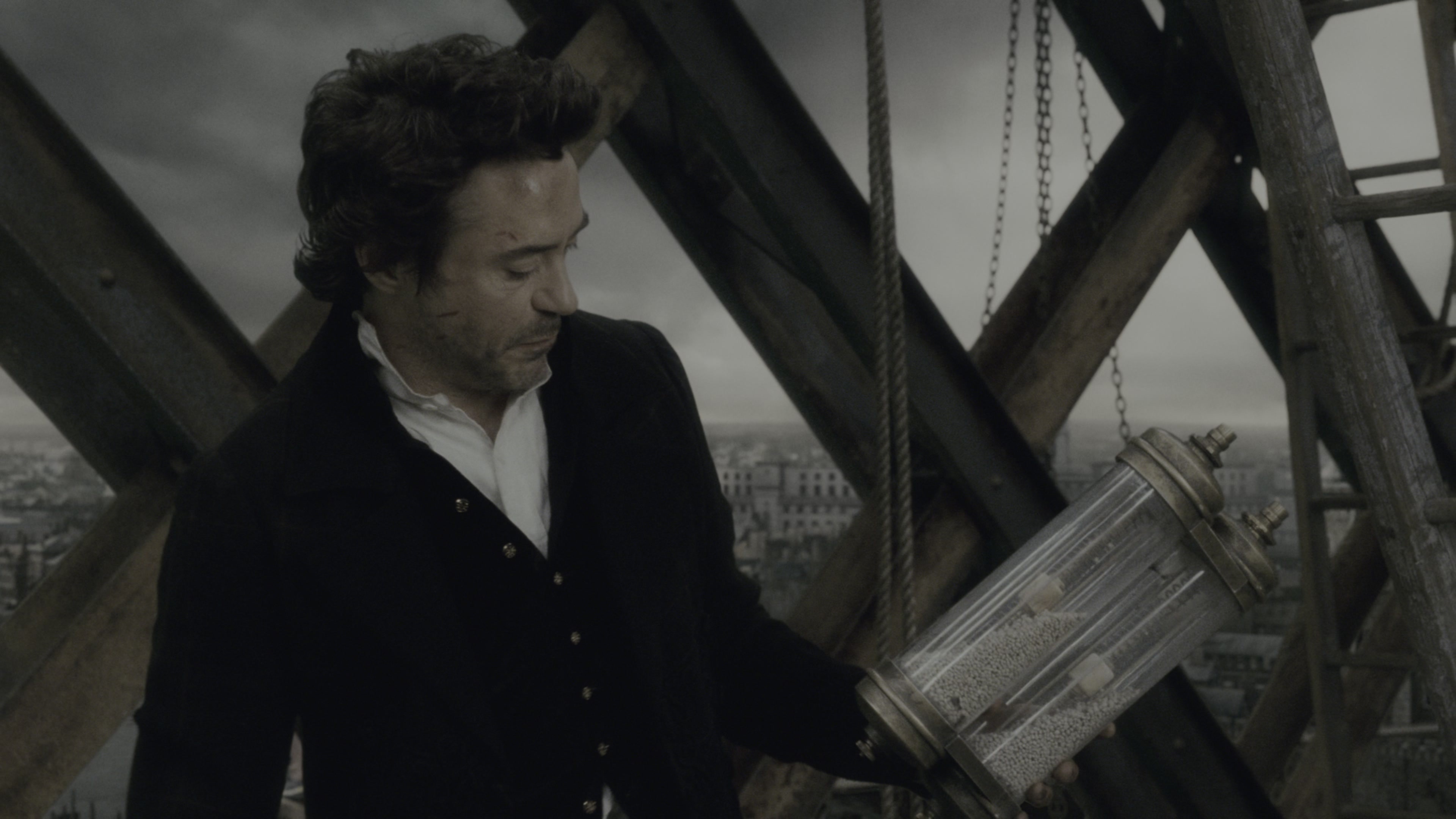 Sherlock Holmes (2009), wide, 1.78:1 — film still