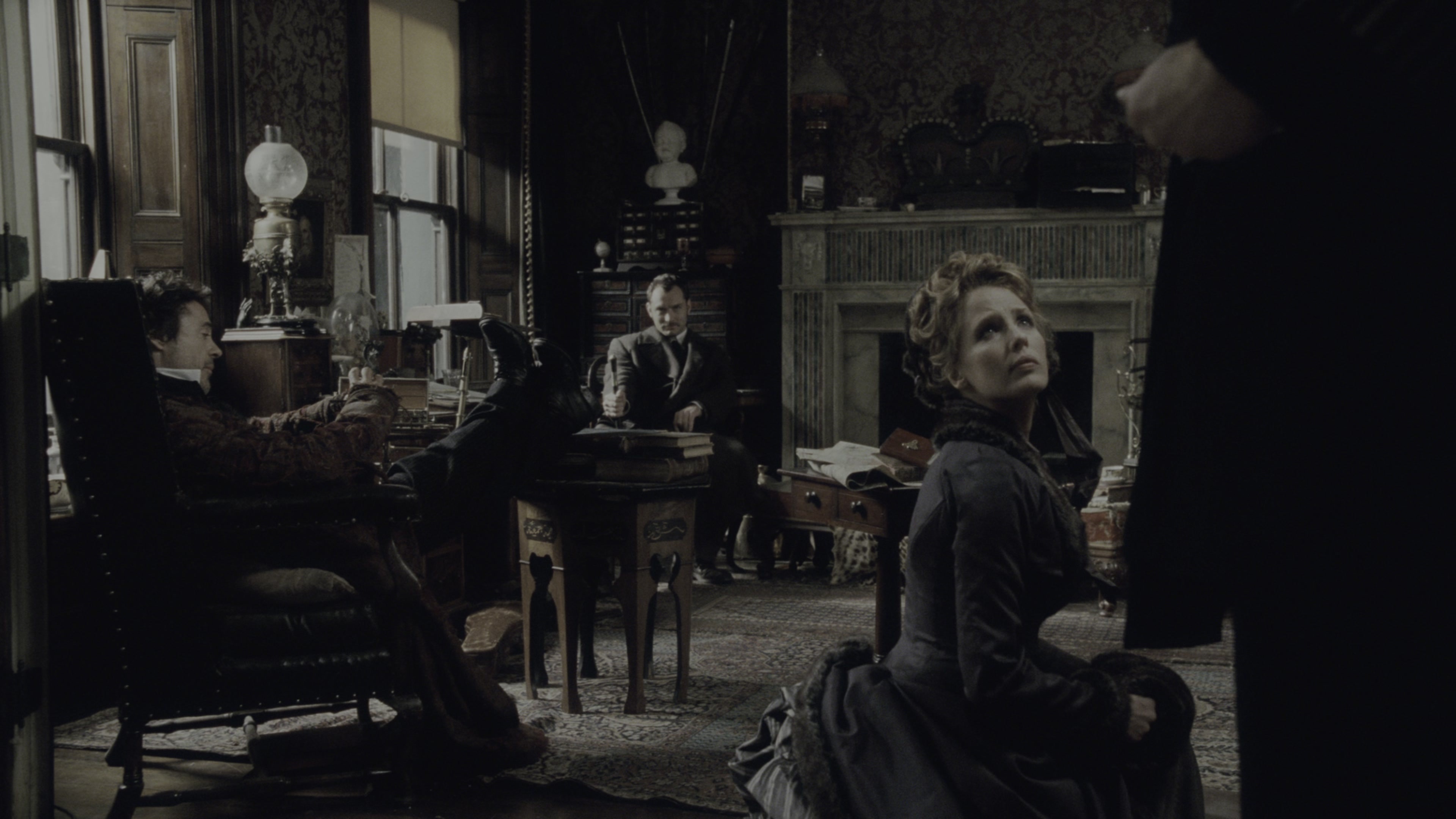 Sherlock Holmes (2009), wide, 1.78:1 — film still