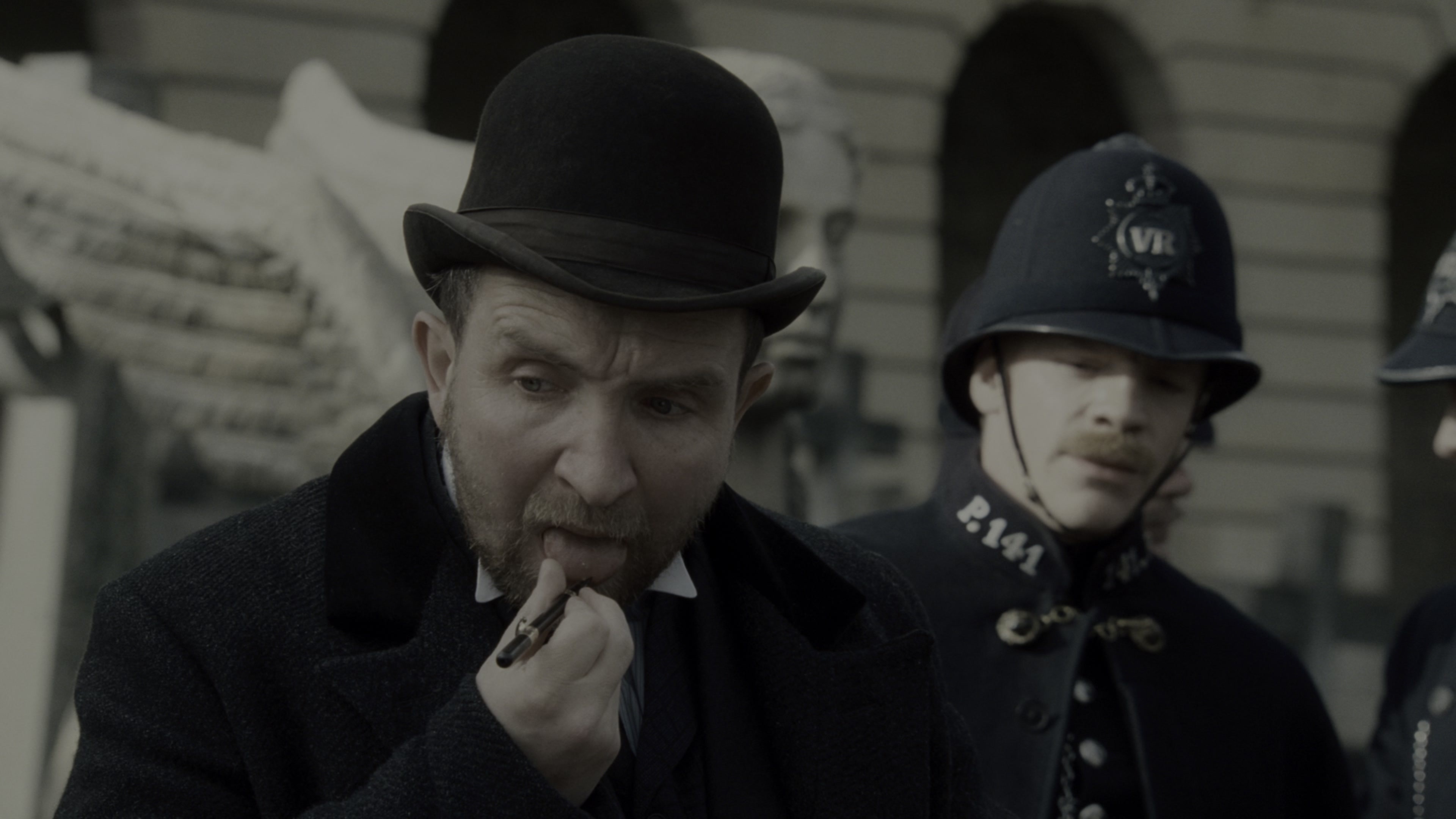 Sherlock Holmes (2009), medium, 1.78:1 — film still