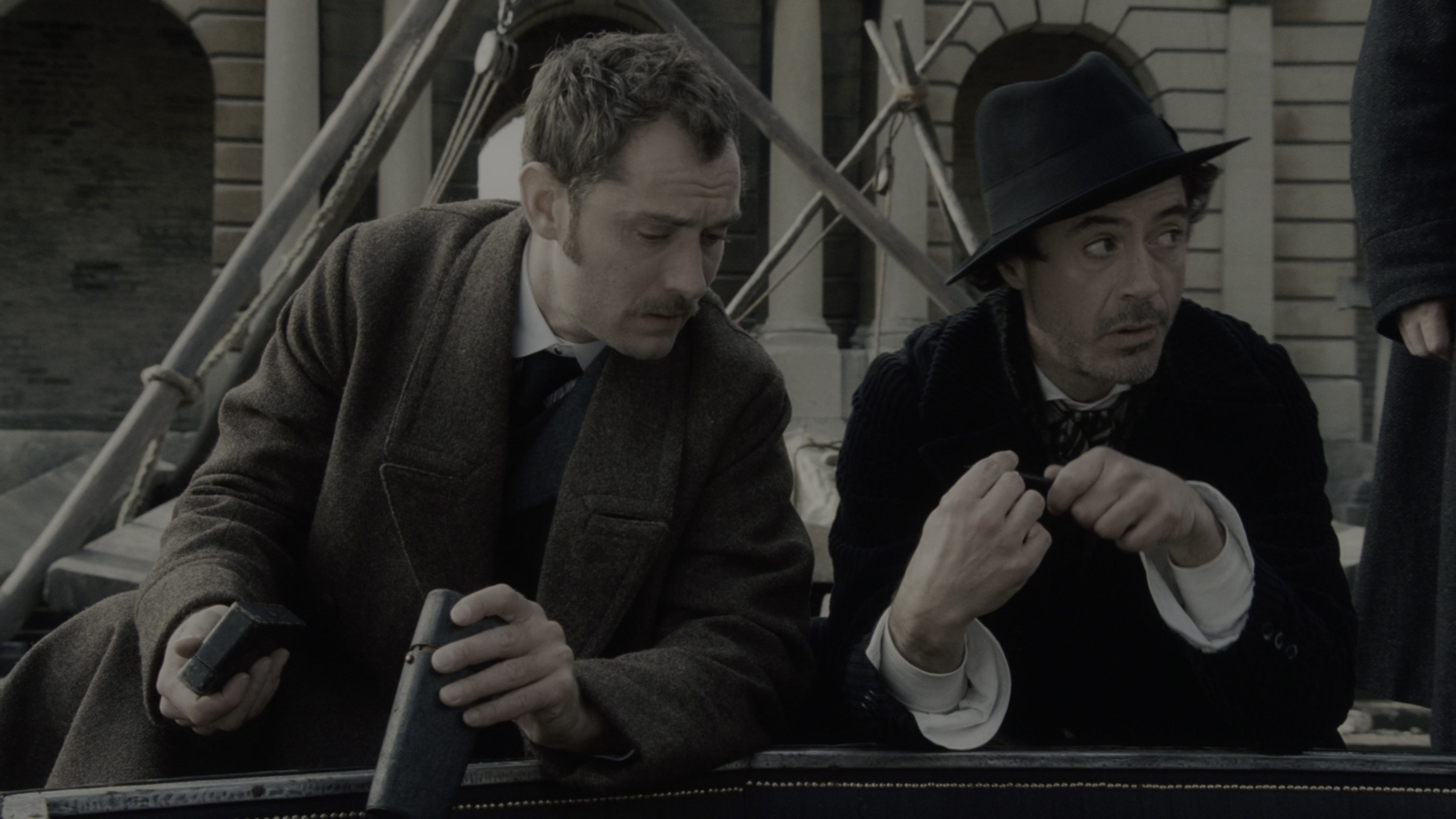 Sherlock Holmes (2009), wide, 1.78:1 — film still