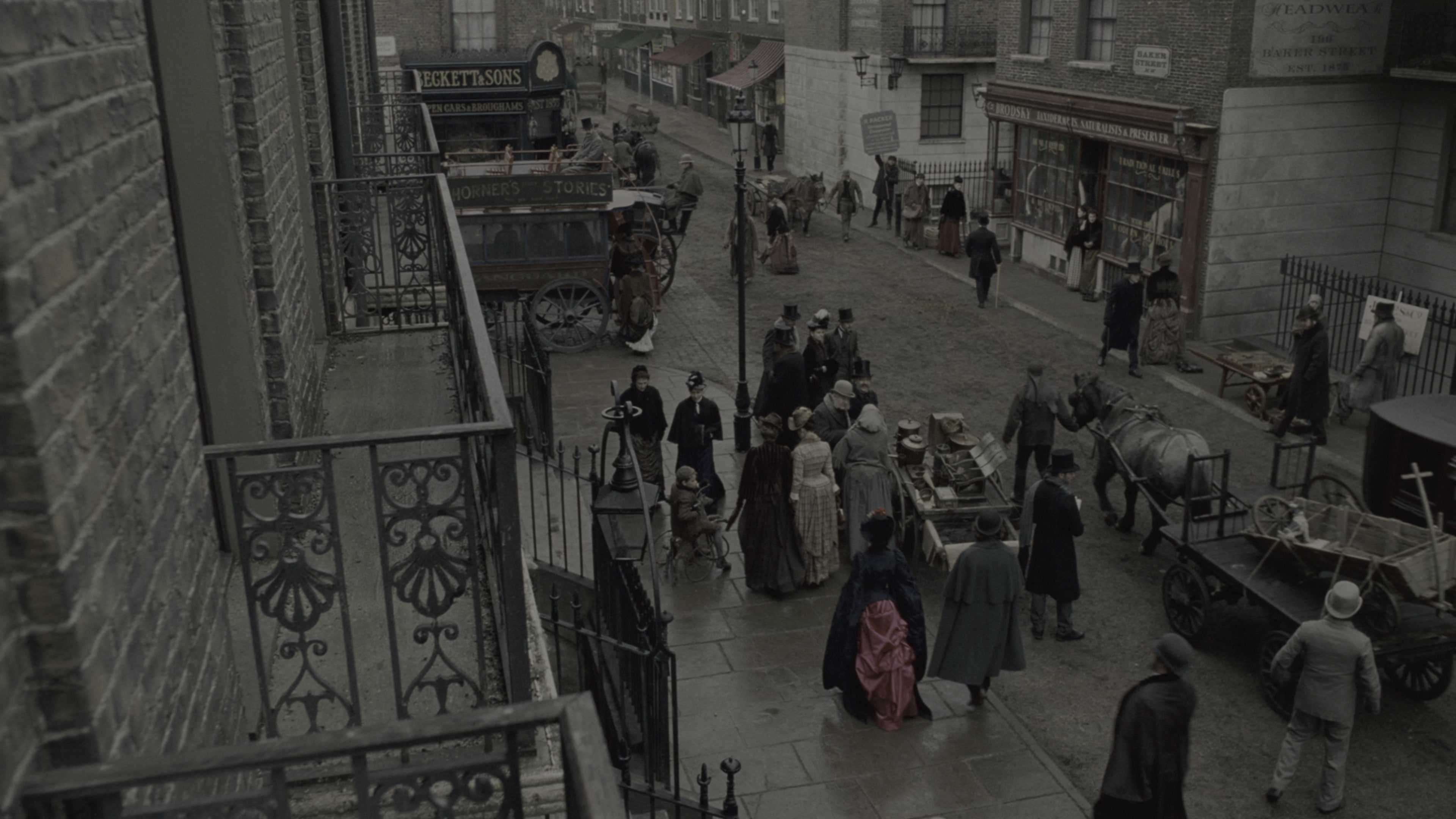 Sherlock Holmes (2009), wide, 1.78:1 — film still